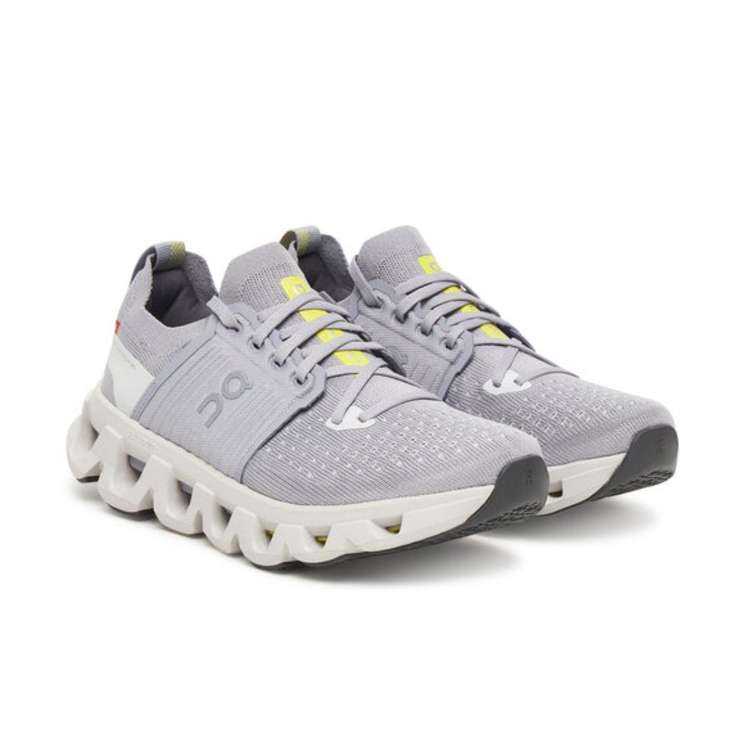 حذاء جري كلاودسويفت 4