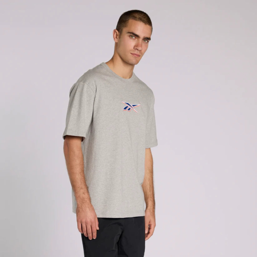 Classics Uniform Back Label T-shirt
