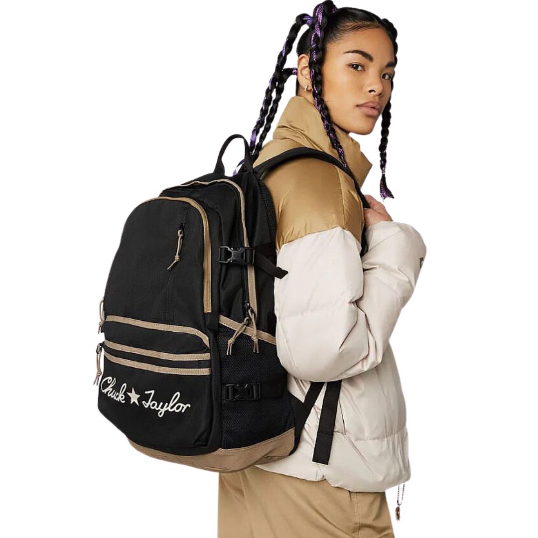 شنطة ظهر بلوجو كبير استيرات ايدج