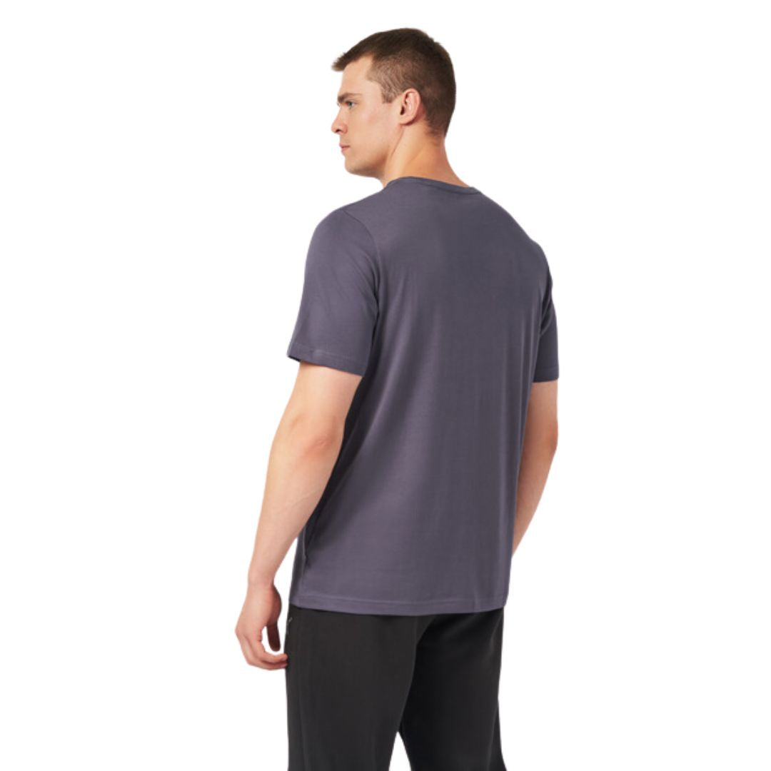 Essential Small Logo T-shirt
