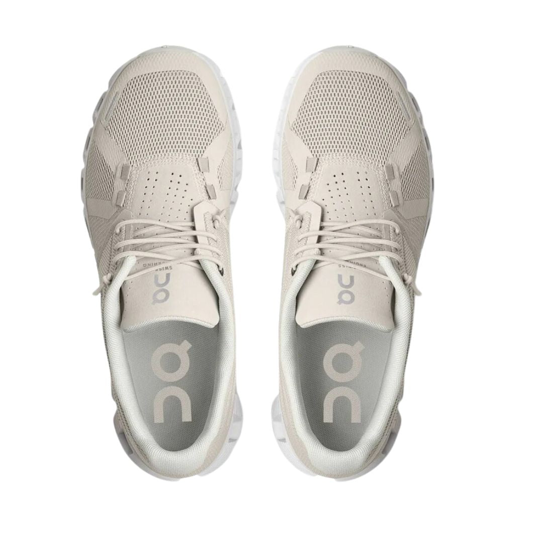 حذاء كلاود 5 بيرفورمانس اول داي