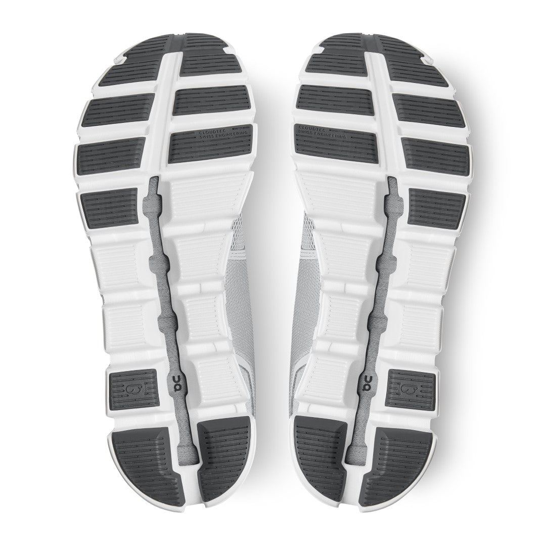 حذاء كلاود 5 بيرفورمانس اول داي