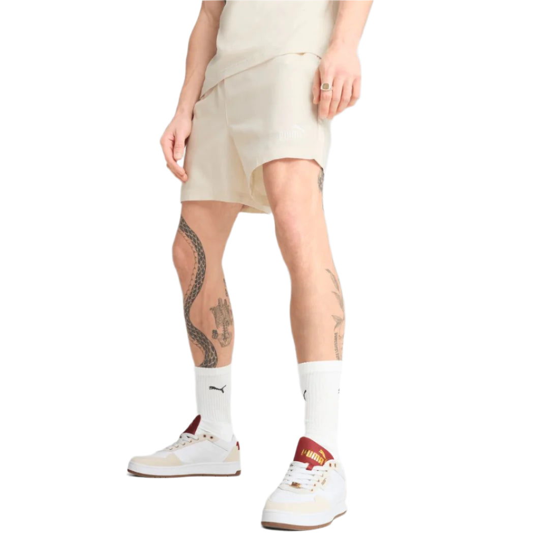 شورت منسوج إسينشالز بشريط جانبي