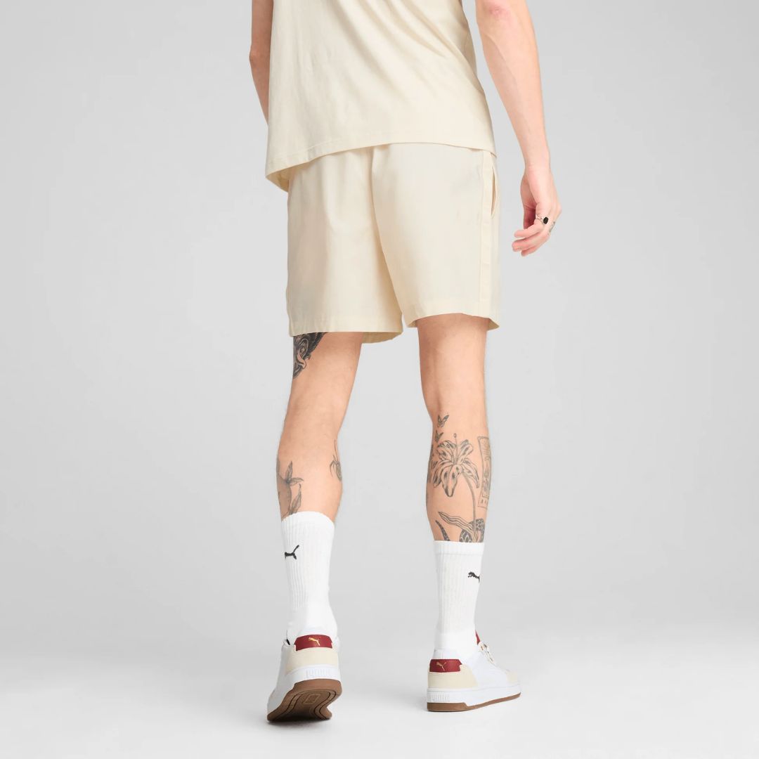 شورت منسوج إسينشالز بشريط جانبي