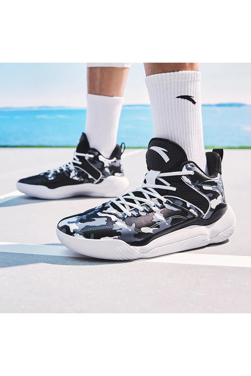 Laser 4 Basketball Shoes