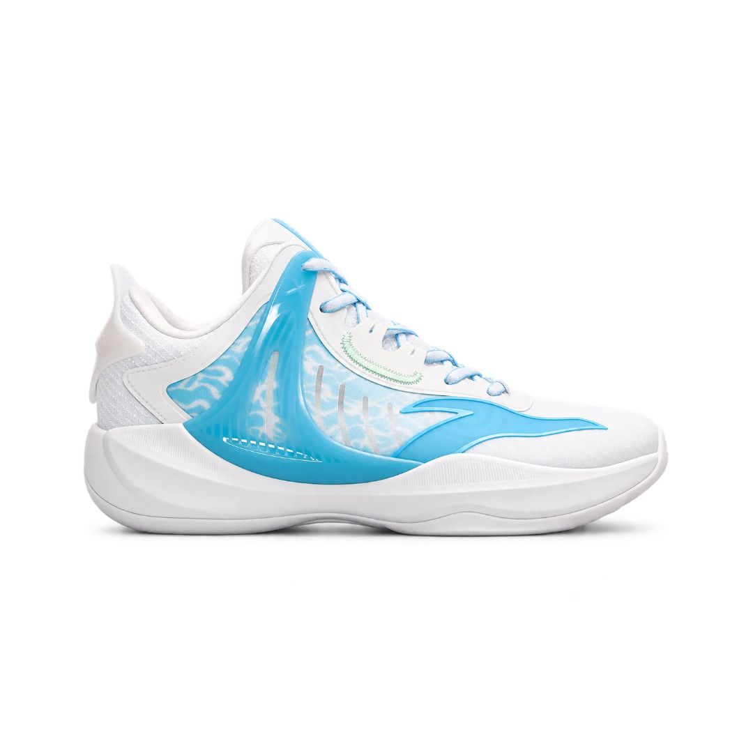 Light Cavalry 8.0 Basketball Shoes