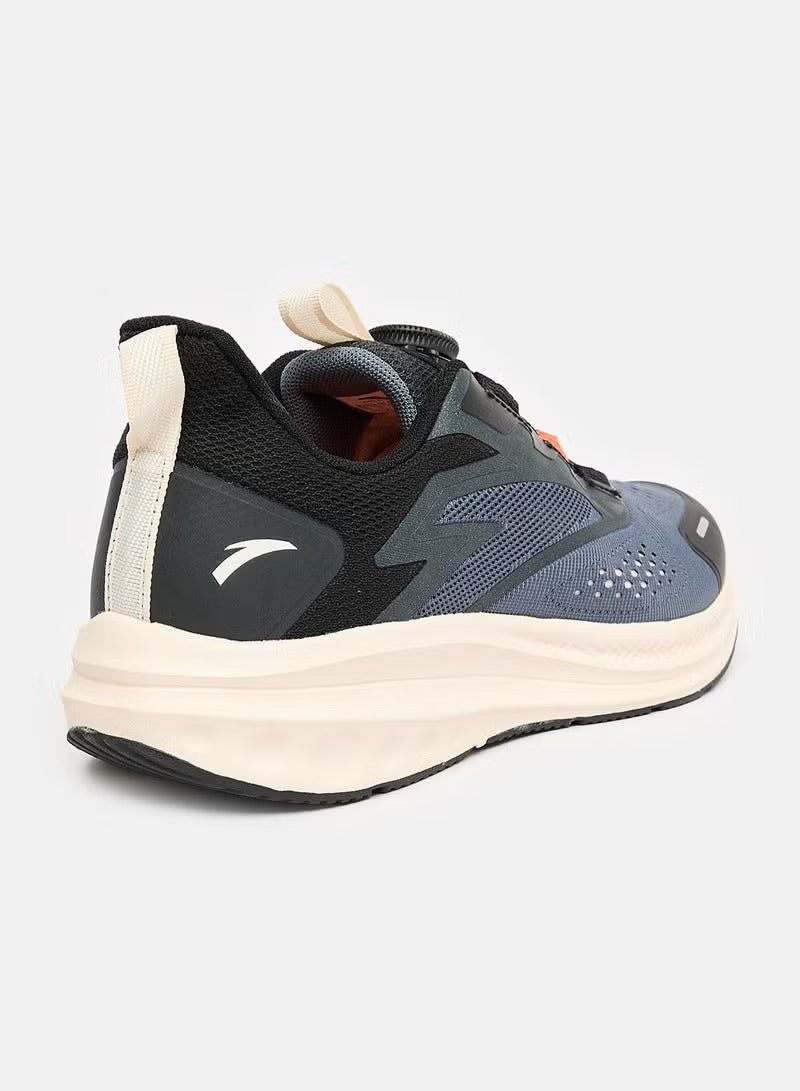 Dynamic Running Shoes