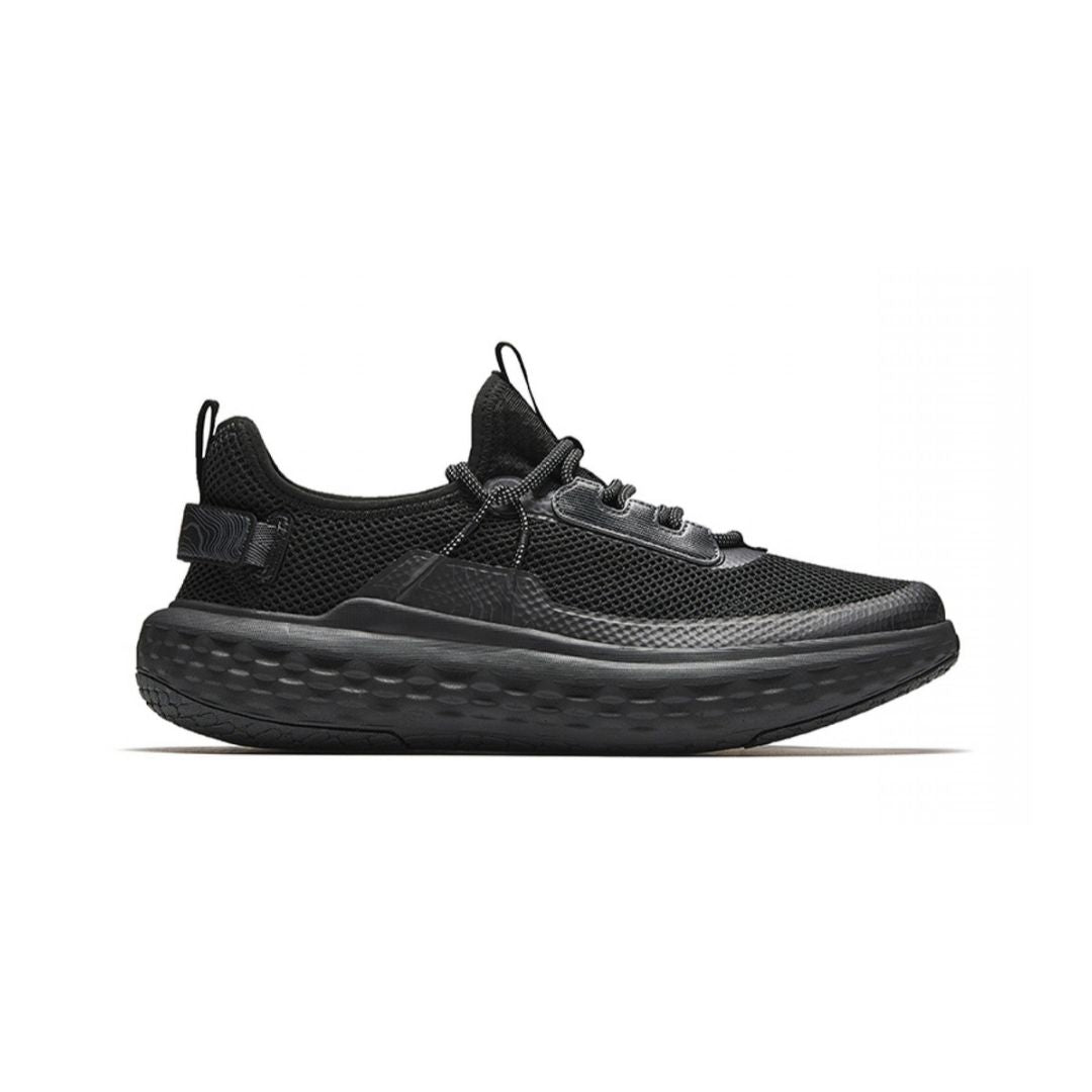 Saunter Sneakers