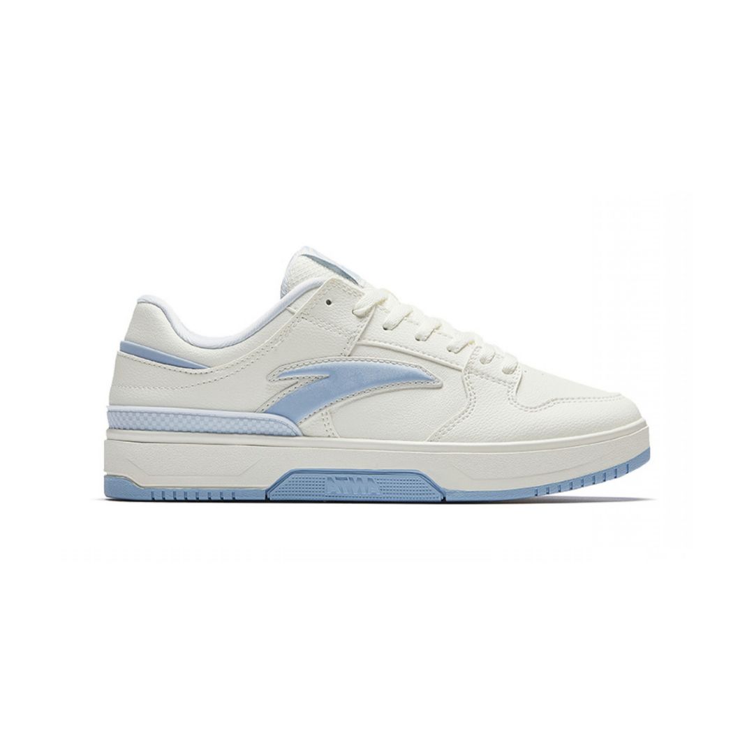 Basic Classic Sneakers