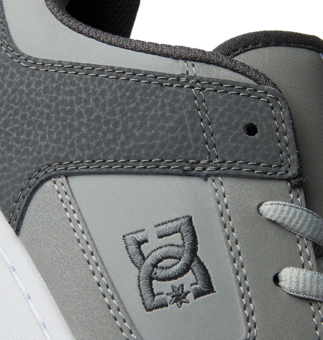 أحذية مانتيكا 4 لايف ستايل