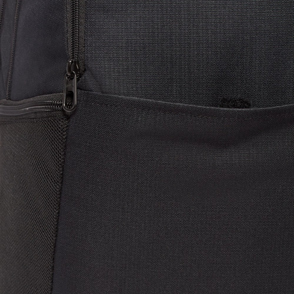 شنطة ظهر تدريب برازليا 9.5 - متوسطة (24 لتر)