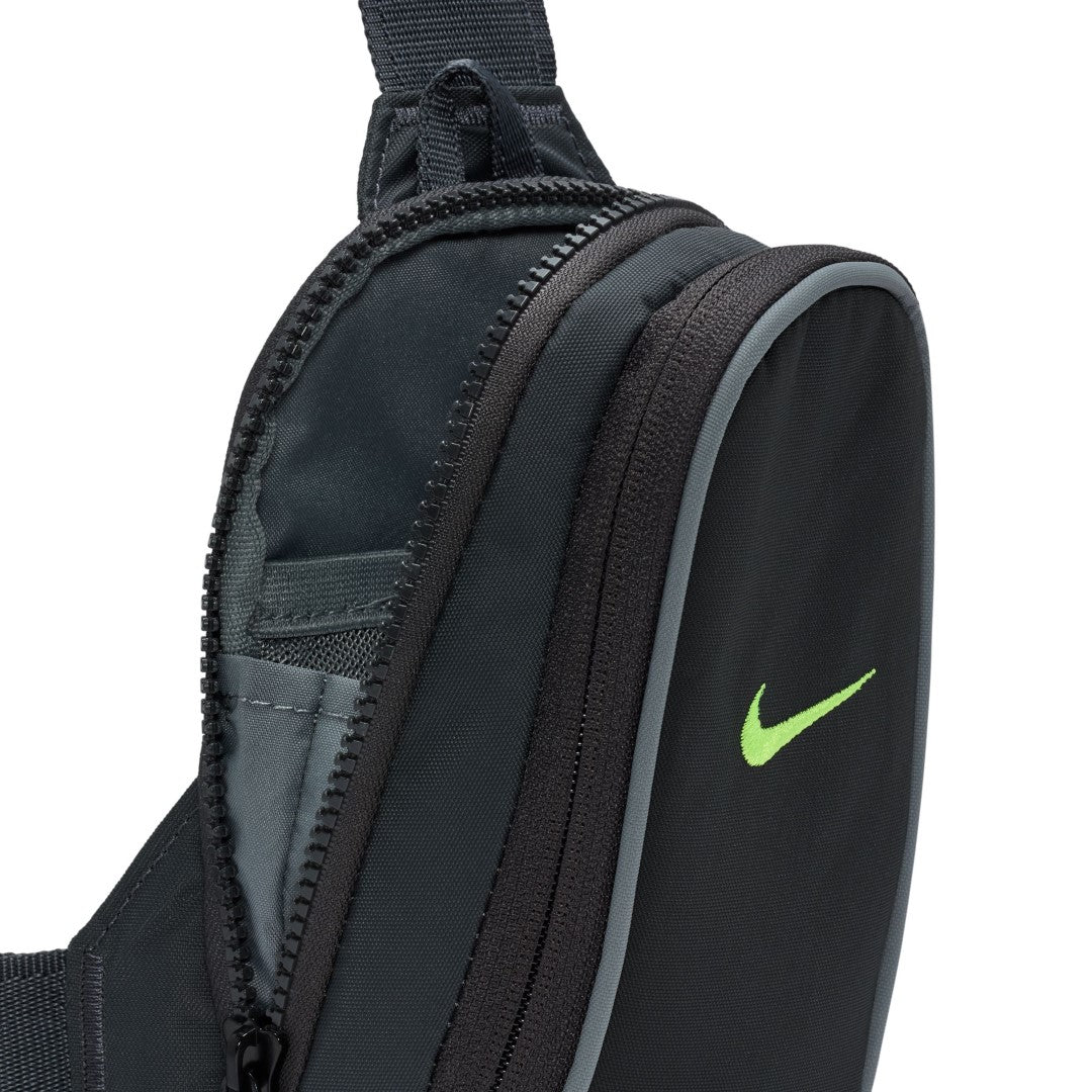 Essentials Crossbody Bag (1L)