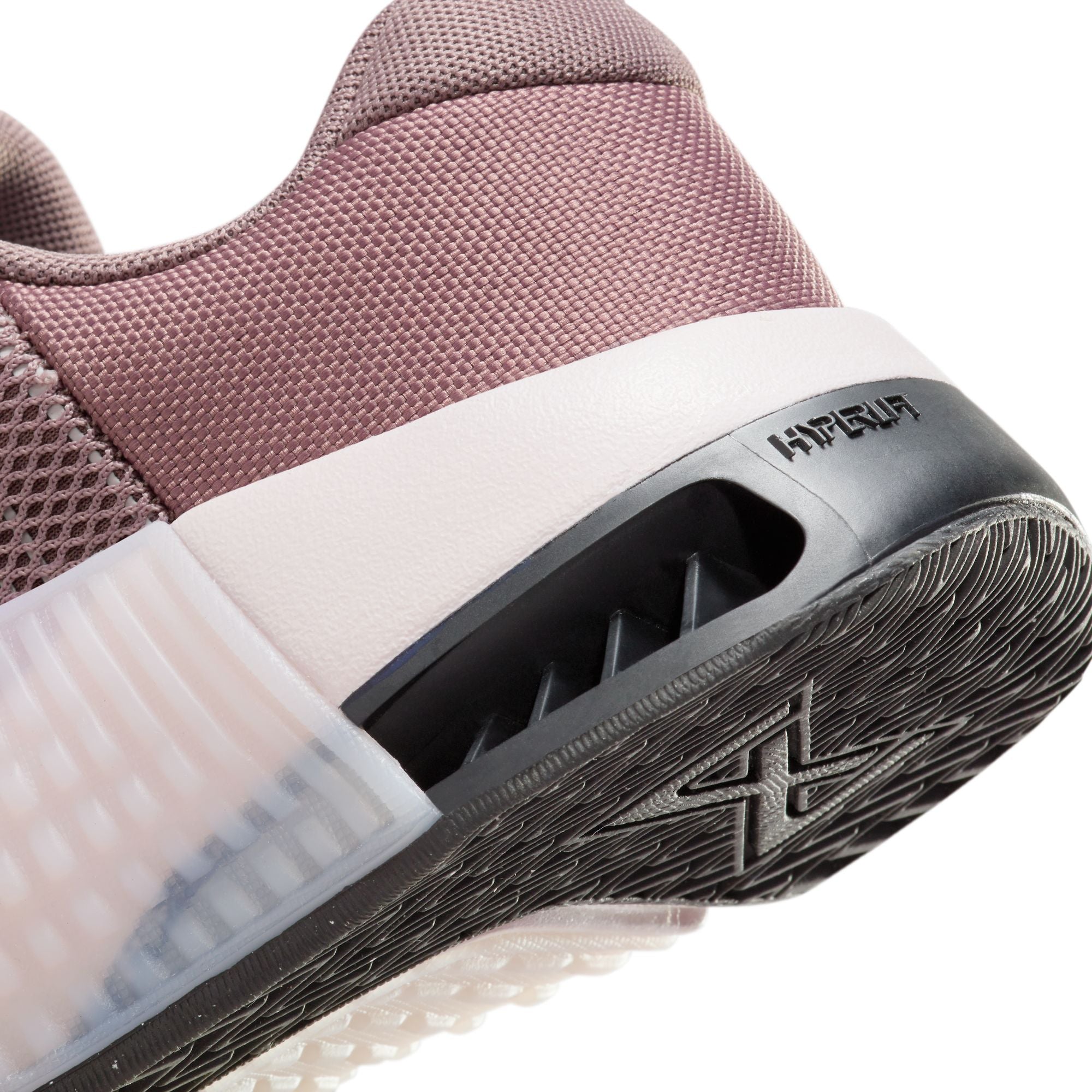 حذاء تمرين ميتكون 9