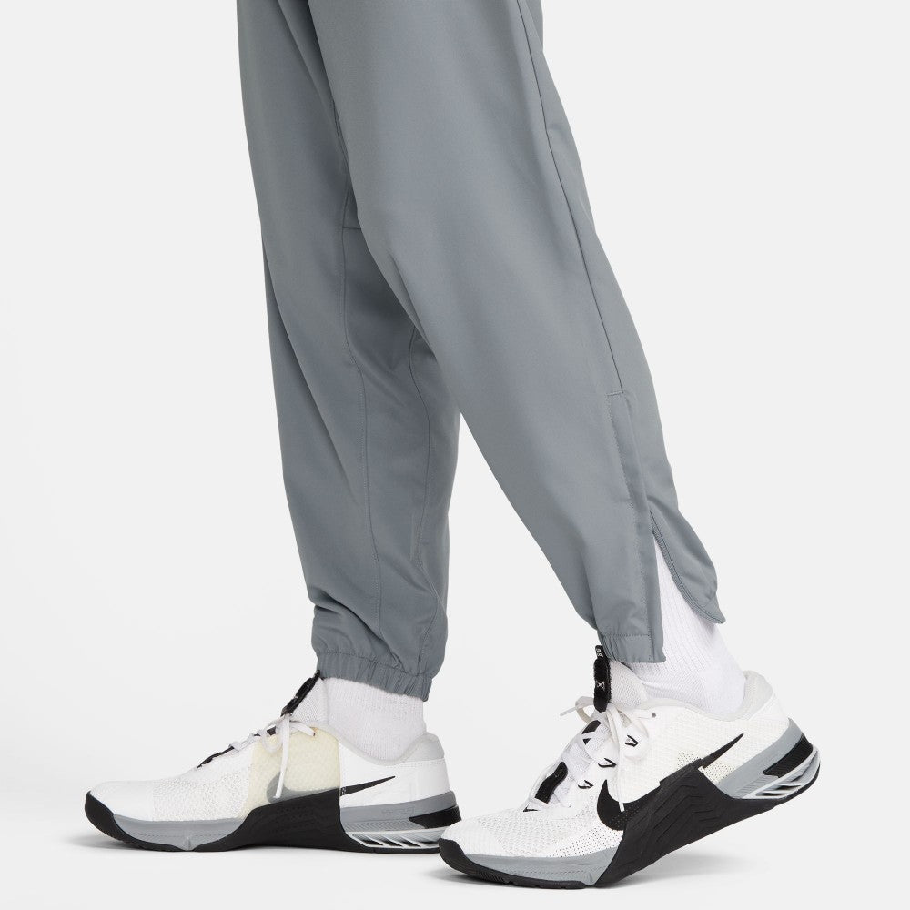 Form Dri-FIT Tapered Versatile Pants