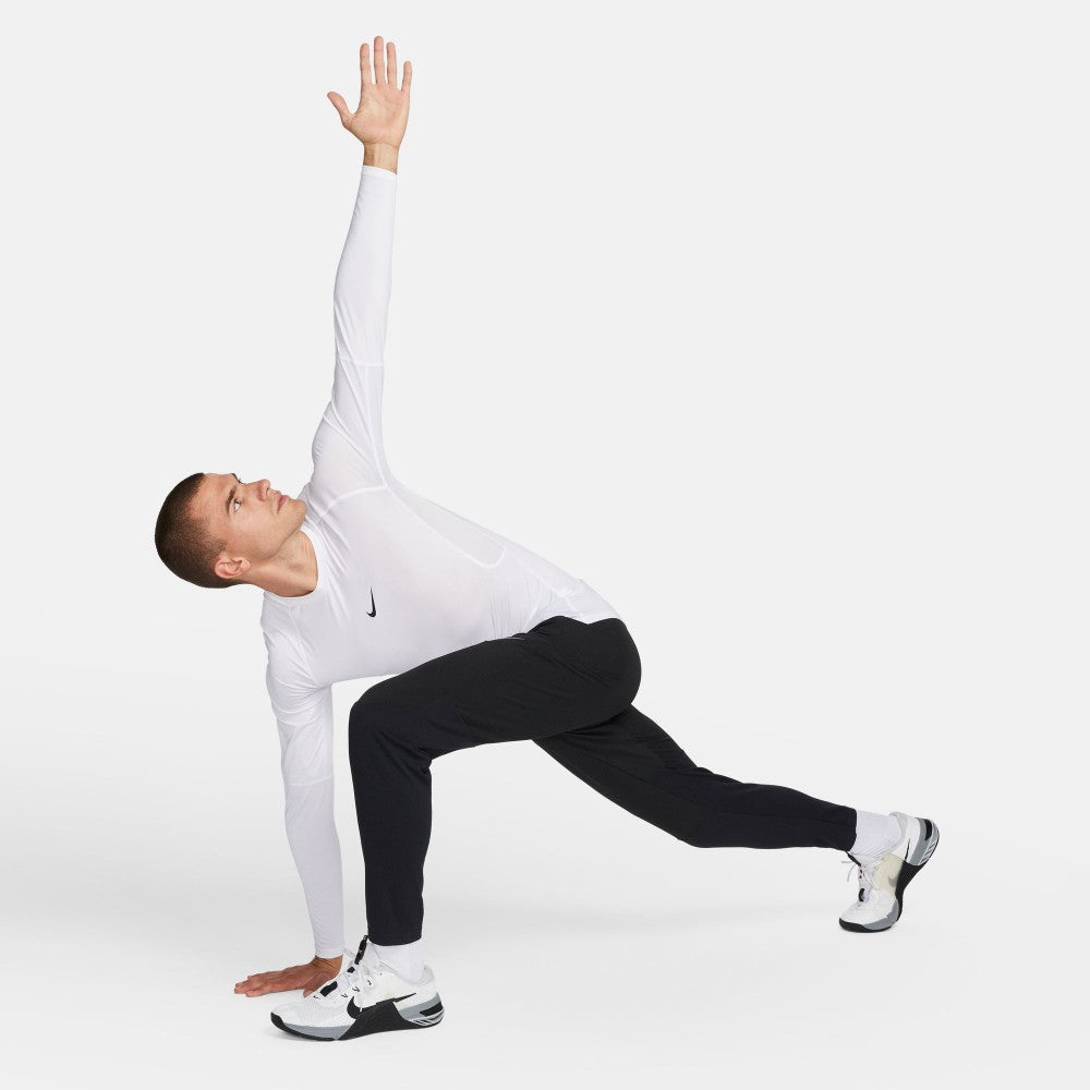 تيشيرت لياقة ضيق بأكمام طويلة برو دراي فيت