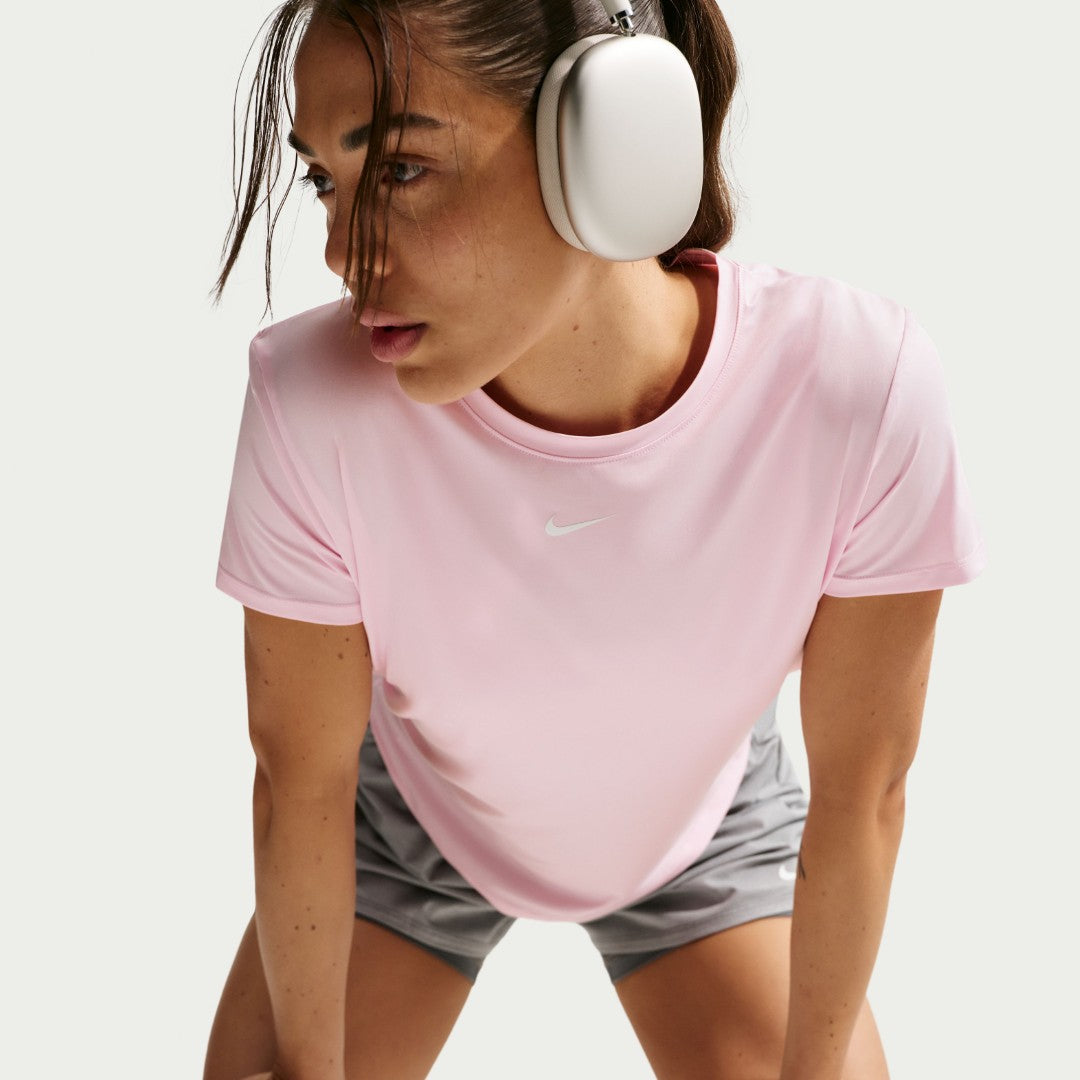 تيشيرت Dri-FIT كم قصير
