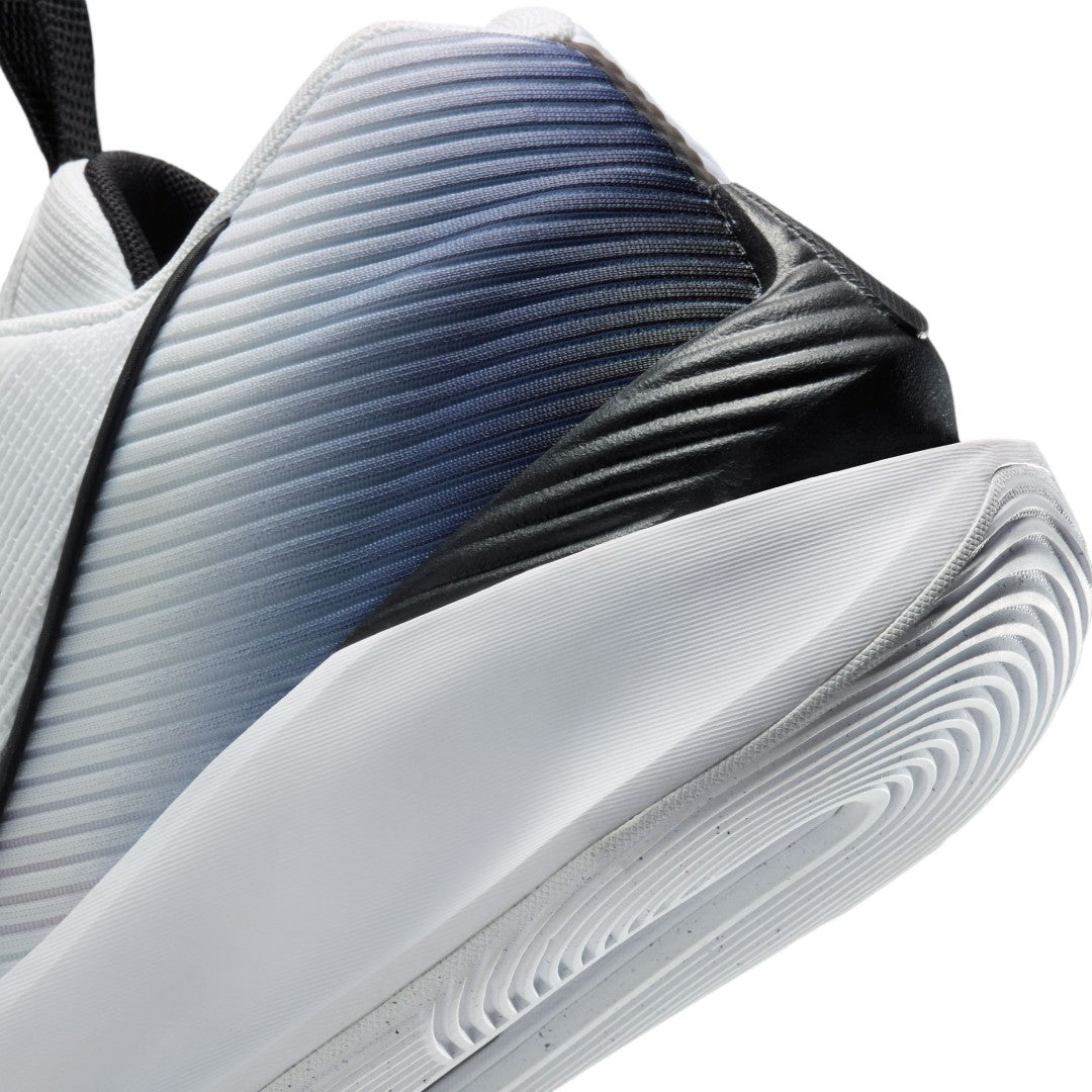 أحذية كرة السلة GT Jump Academy