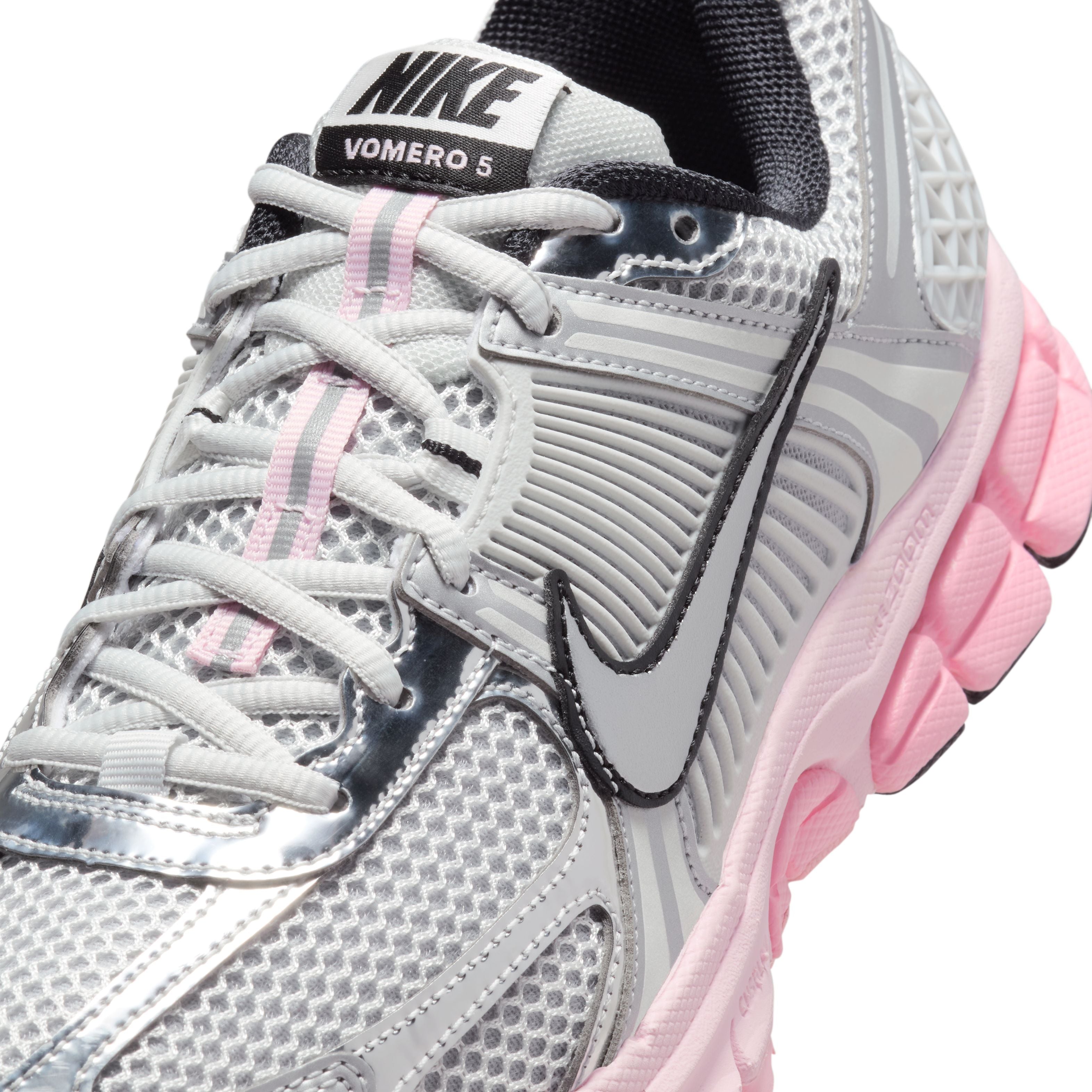 Zoom Vomero 5 Shoes