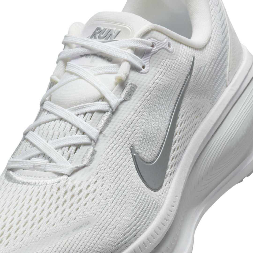 Vomero 18 Road Running Shoes