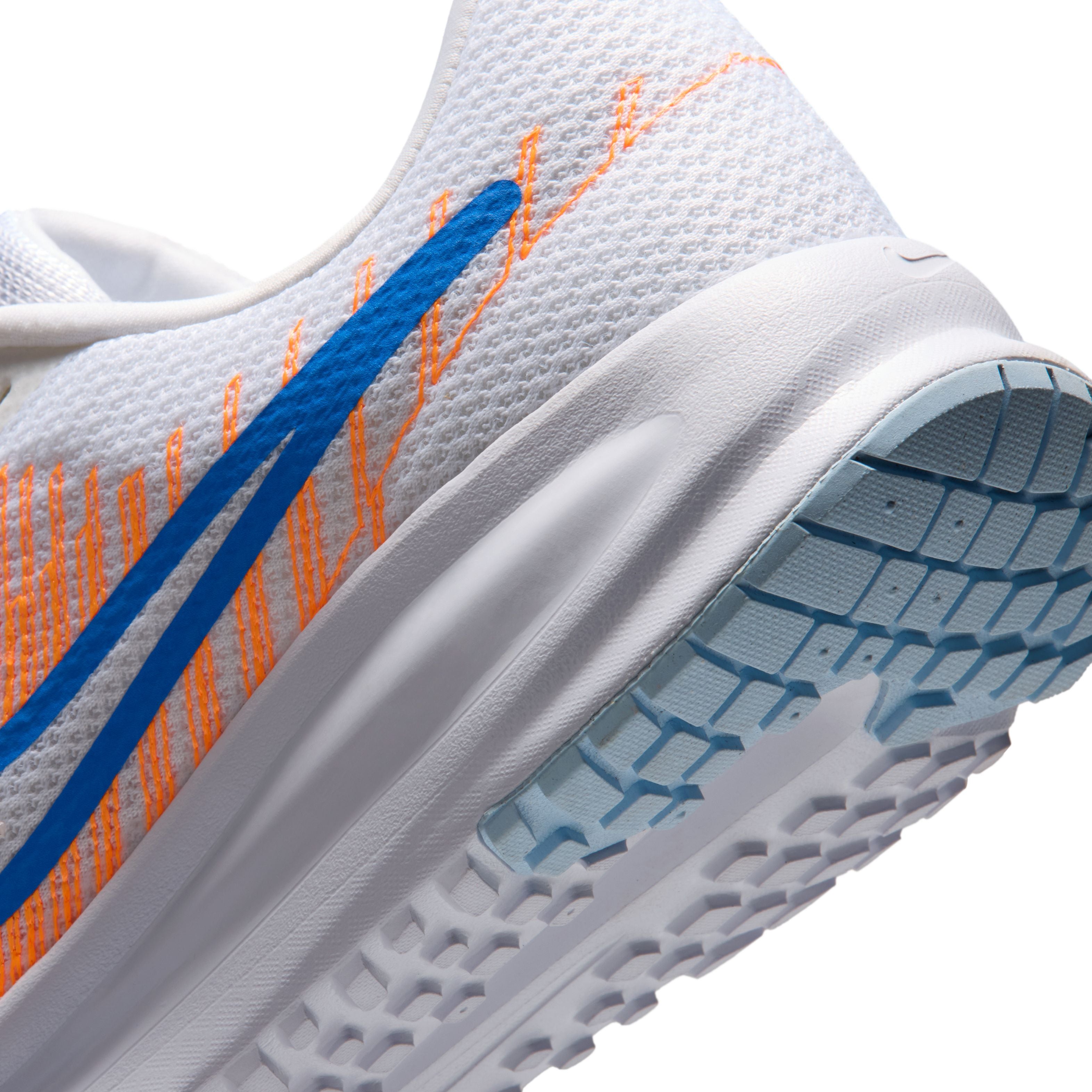 Run Defy Road Running Shoes