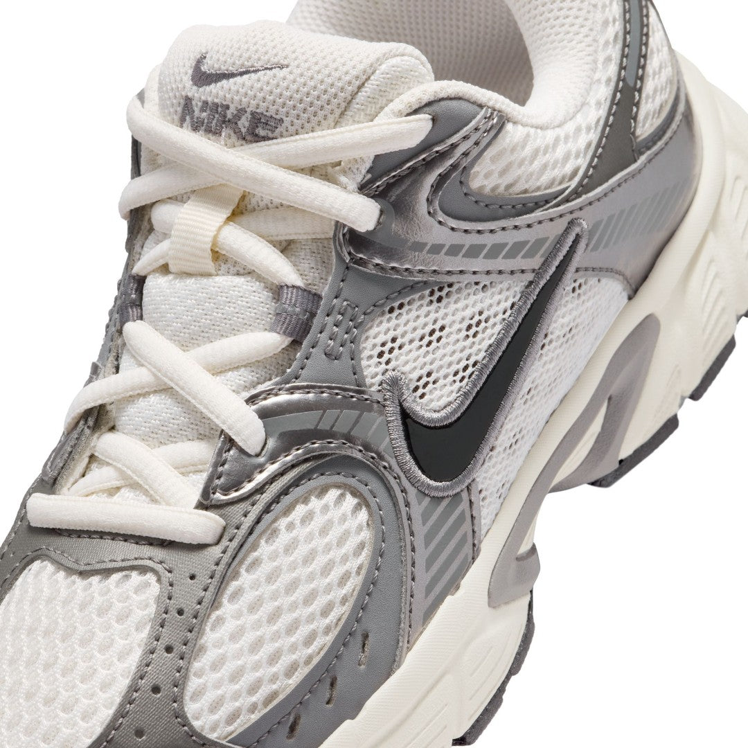 V5 RNR Shoes
