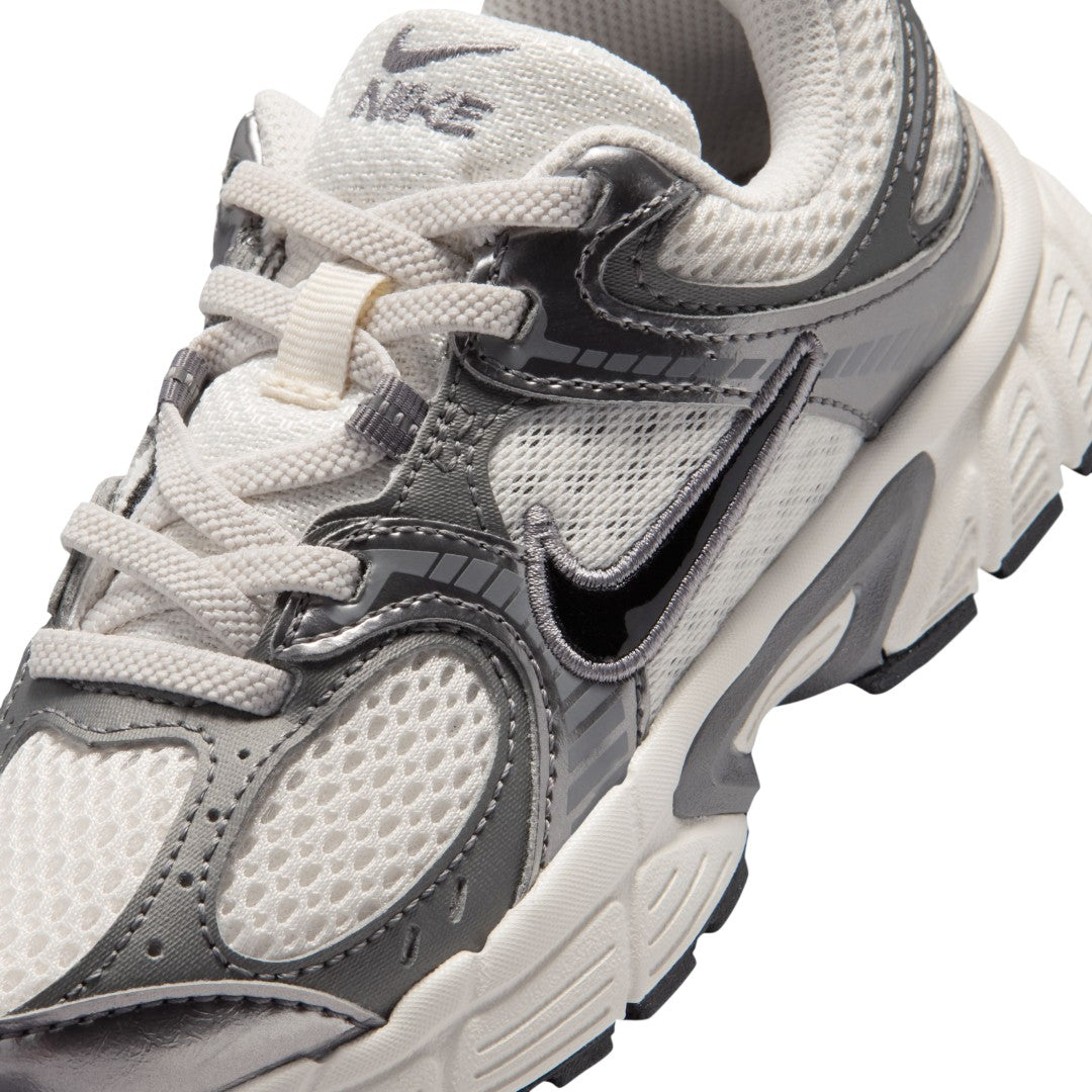 V5 RNR Shoes