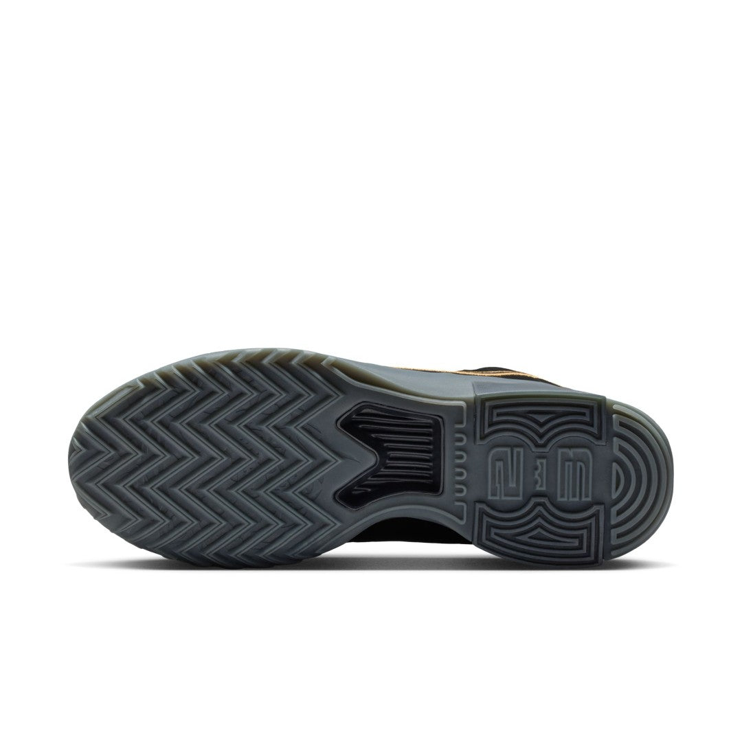 LeBron Witness 9 Shoes