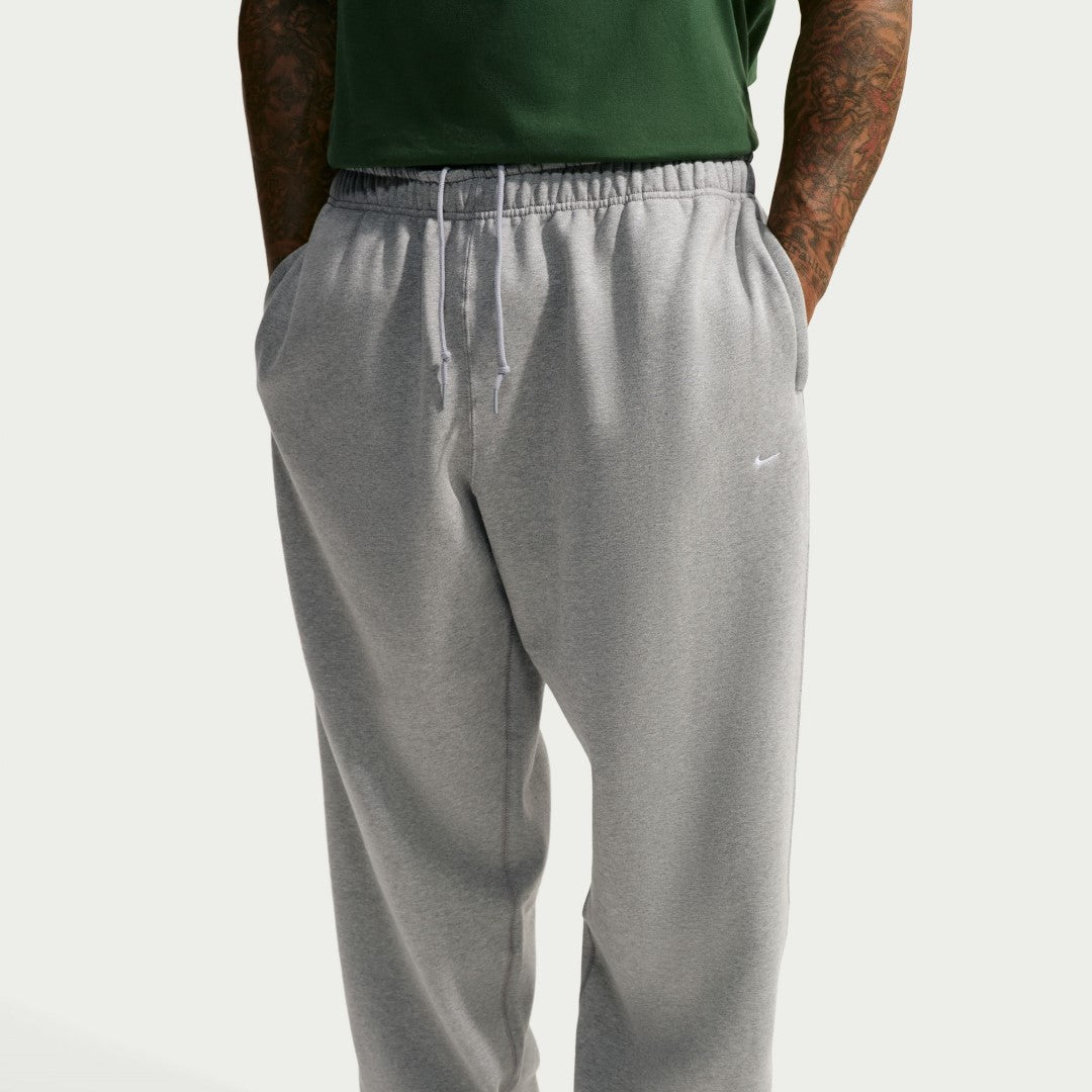 Solo Swoosh Brushed-Back Open-Hem Fleece Pants