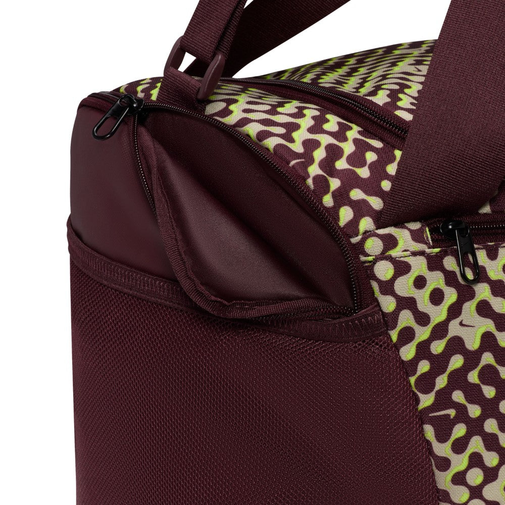 شنطة دافل صغيرة