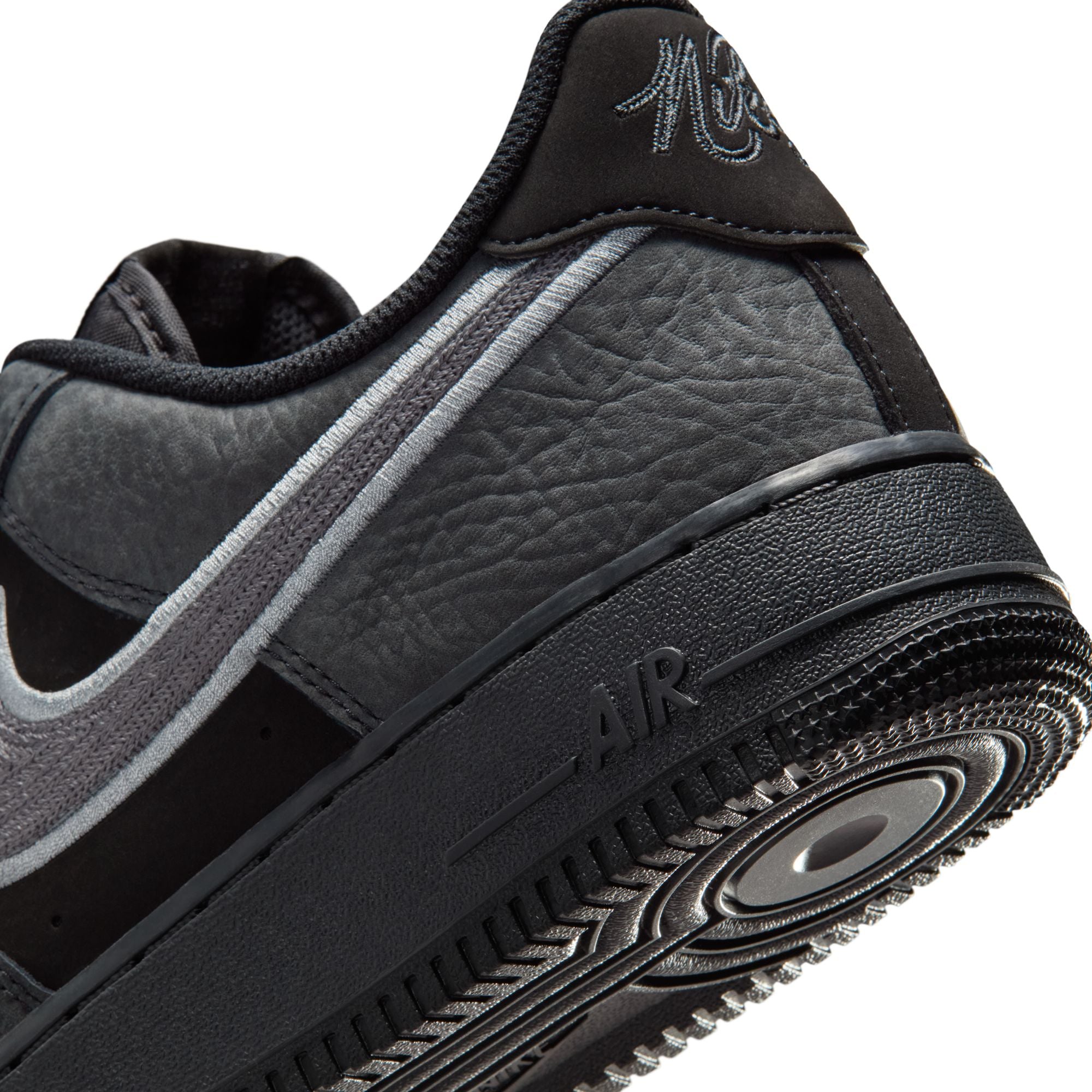 Air Force 1 '07 LV8 Shoes