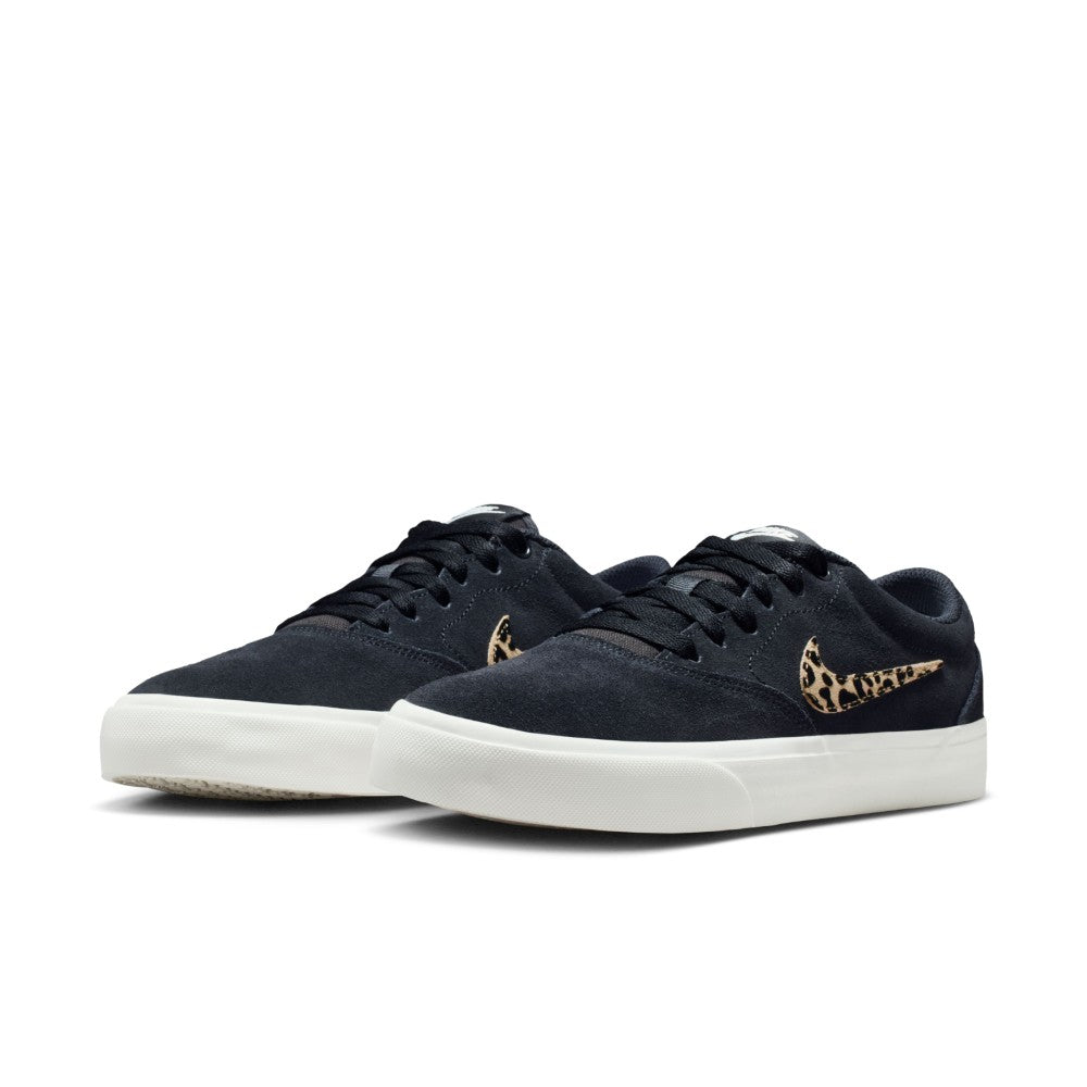 Charge Suede SE Lifestyle Shoes