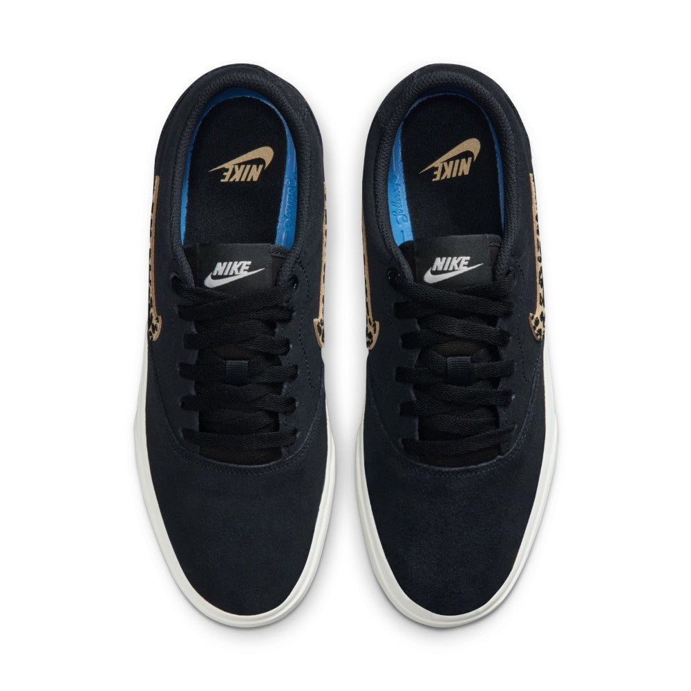 Charge Suede SE Lifestyle Shoes