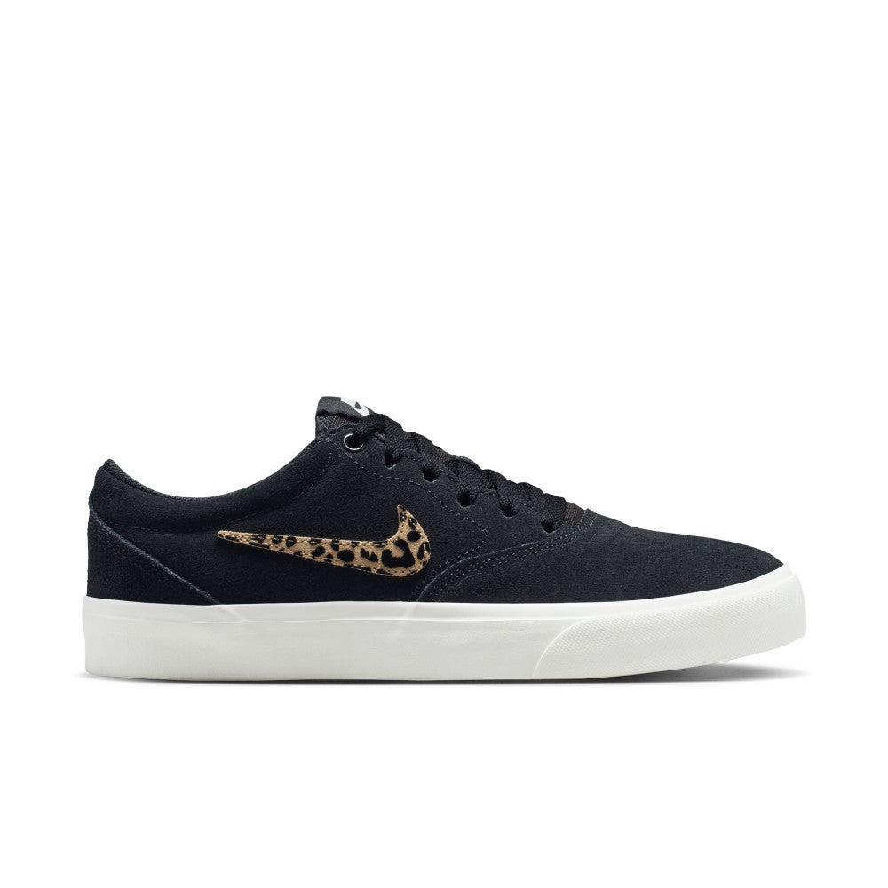 Charge Suede SE Lifestyle Shoes