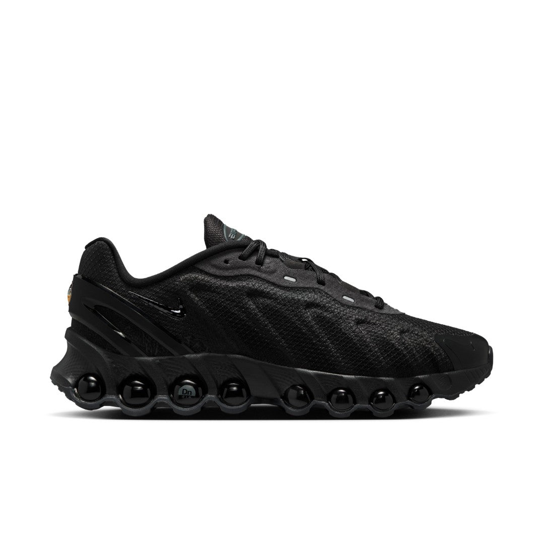 Air Max Dn8 SE Shoes
