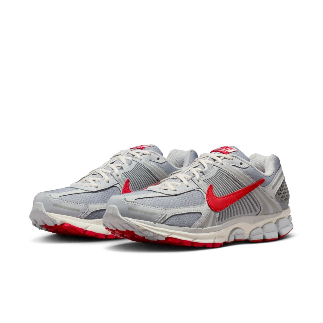 Zoom Vomero 5 SE Shoes