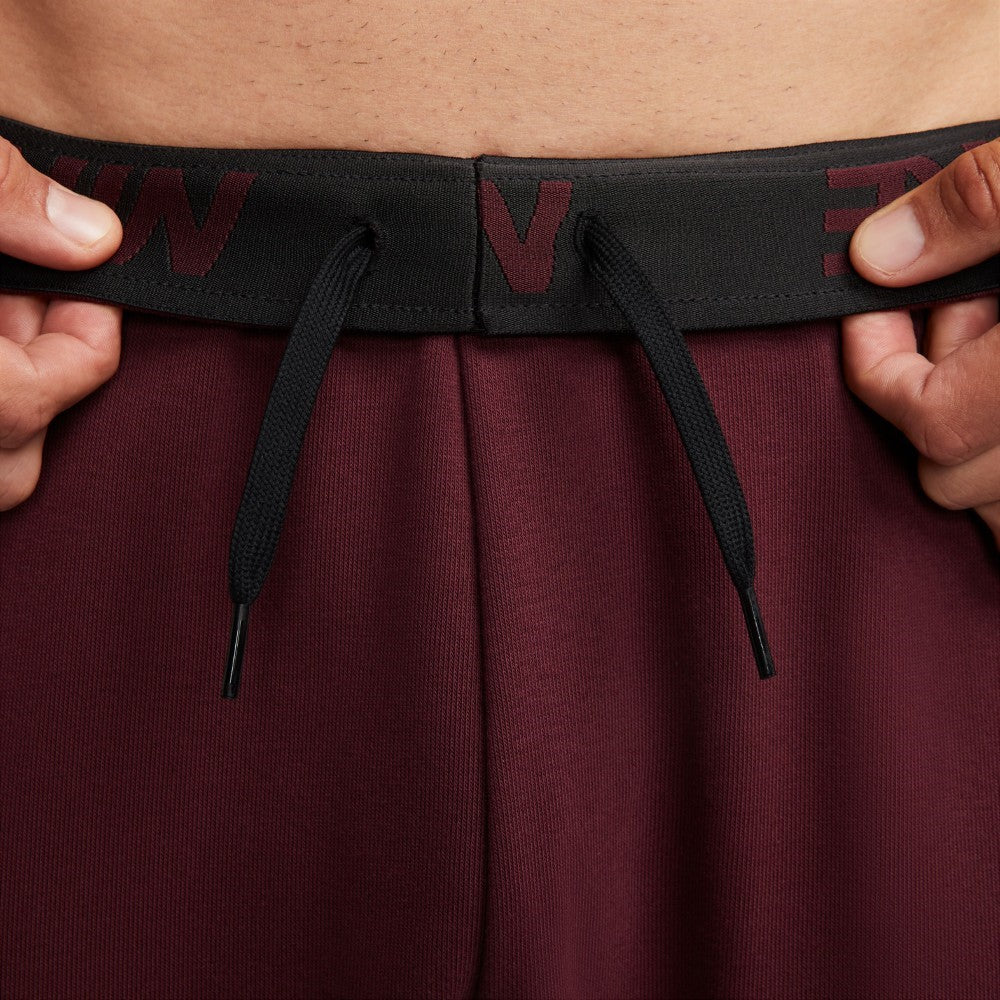 بنطلون بأرجل مدببه دراي فيت