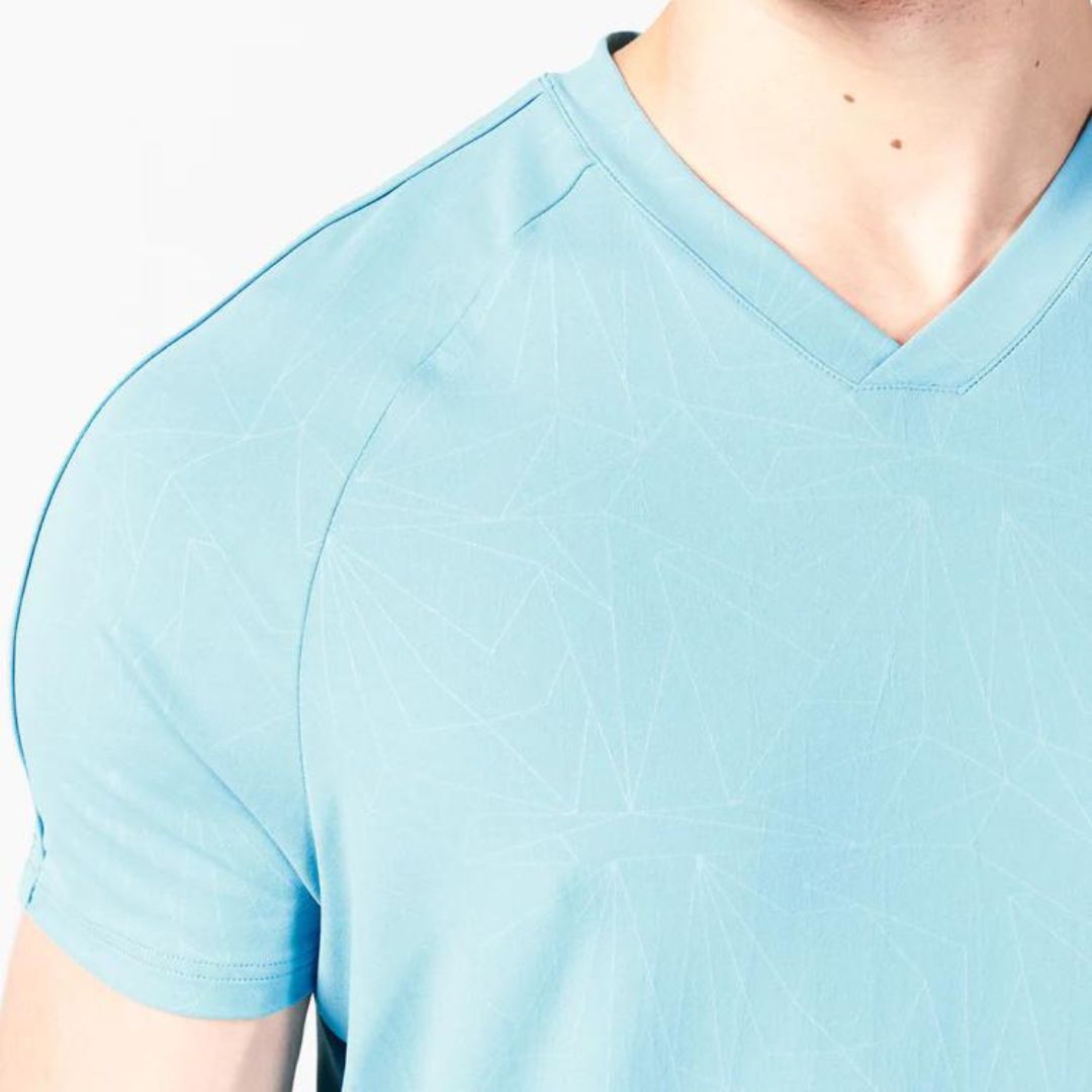 Core V-neck AeroTech T-Shirt