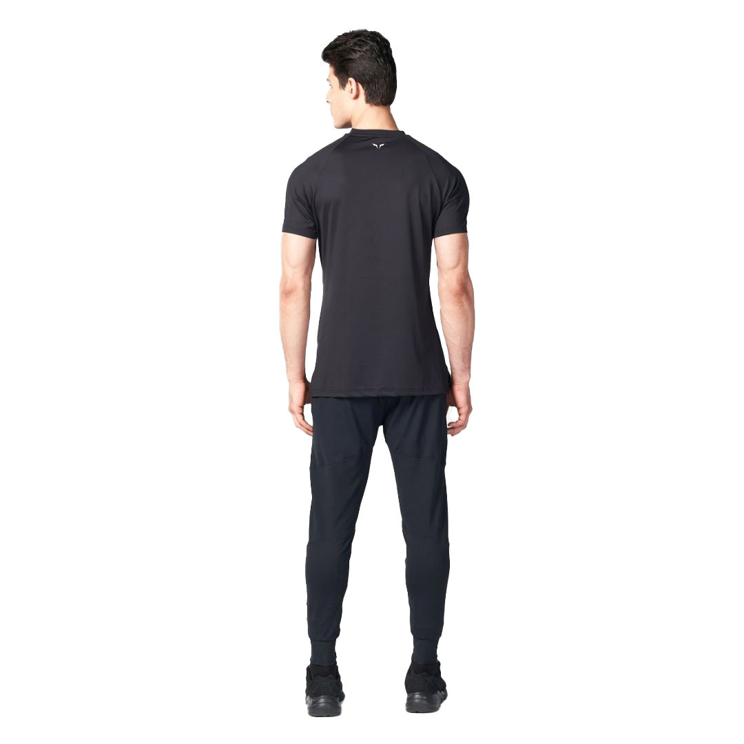Core V-neck AeroTech T-Shirt