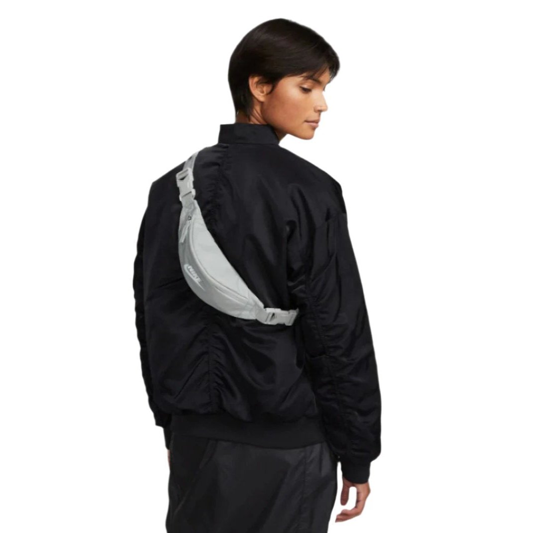 شنطة خصر هيريتاج