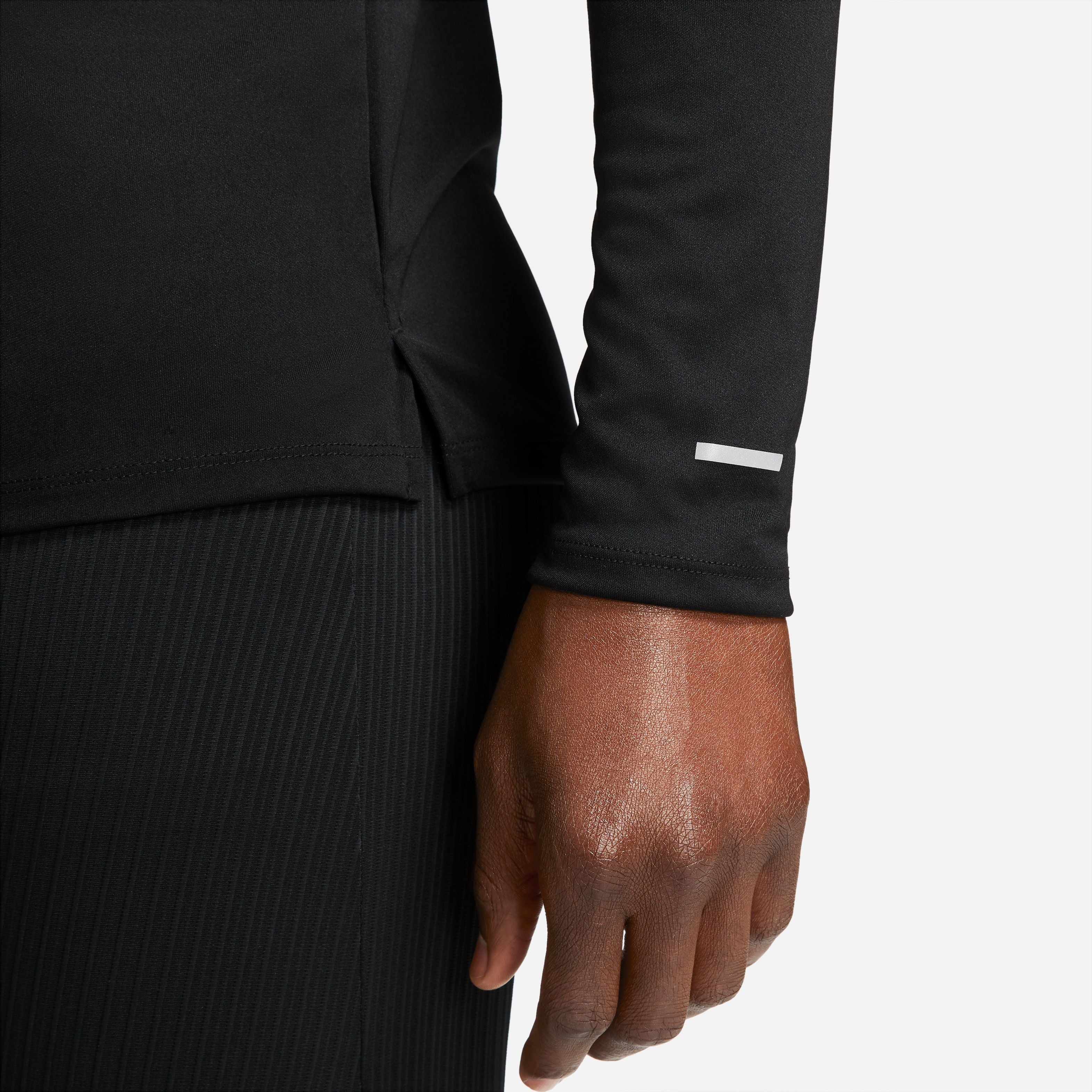 تيشيرت بأكمام طويلة دراي فيت ميلر