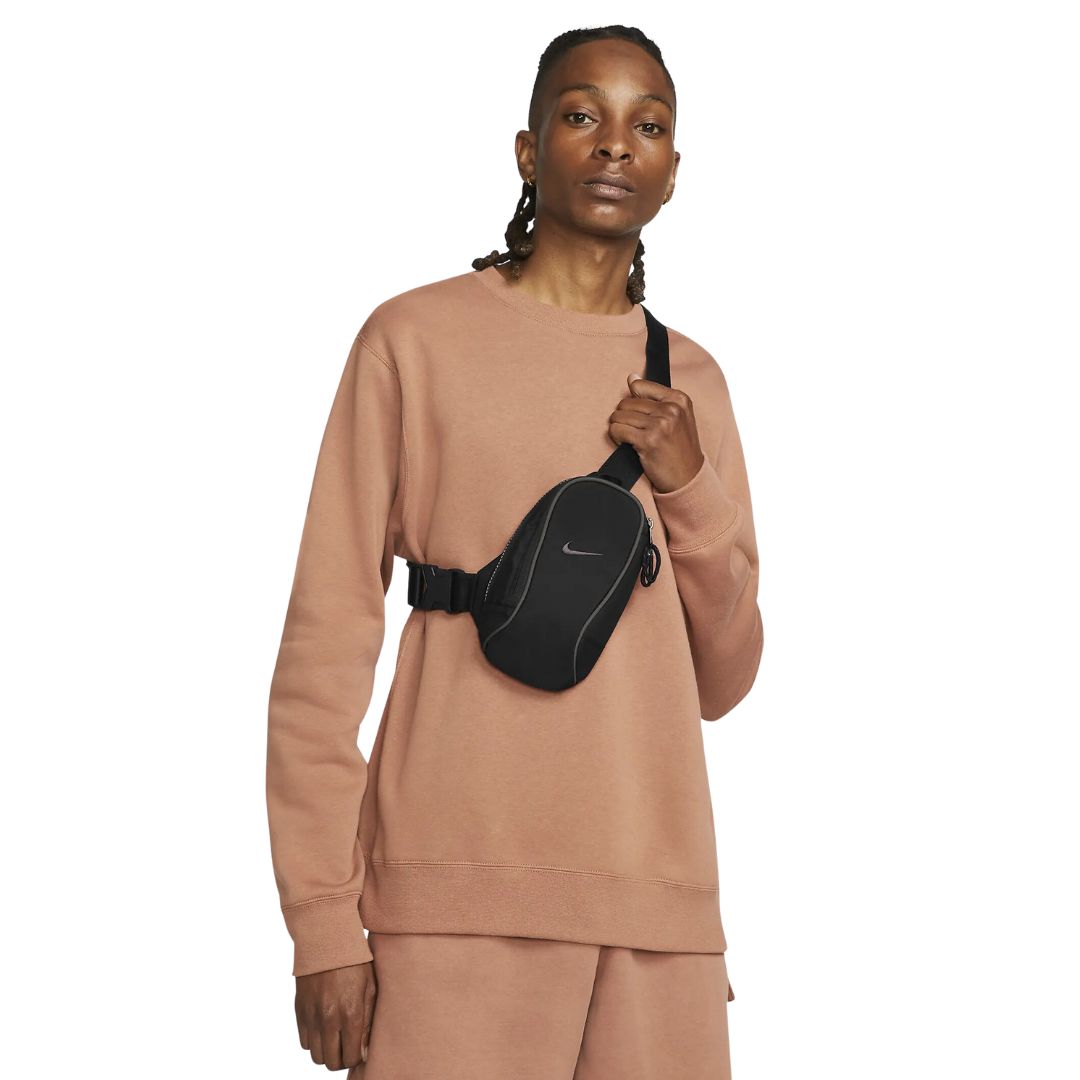 شنطة كروس إسينشال