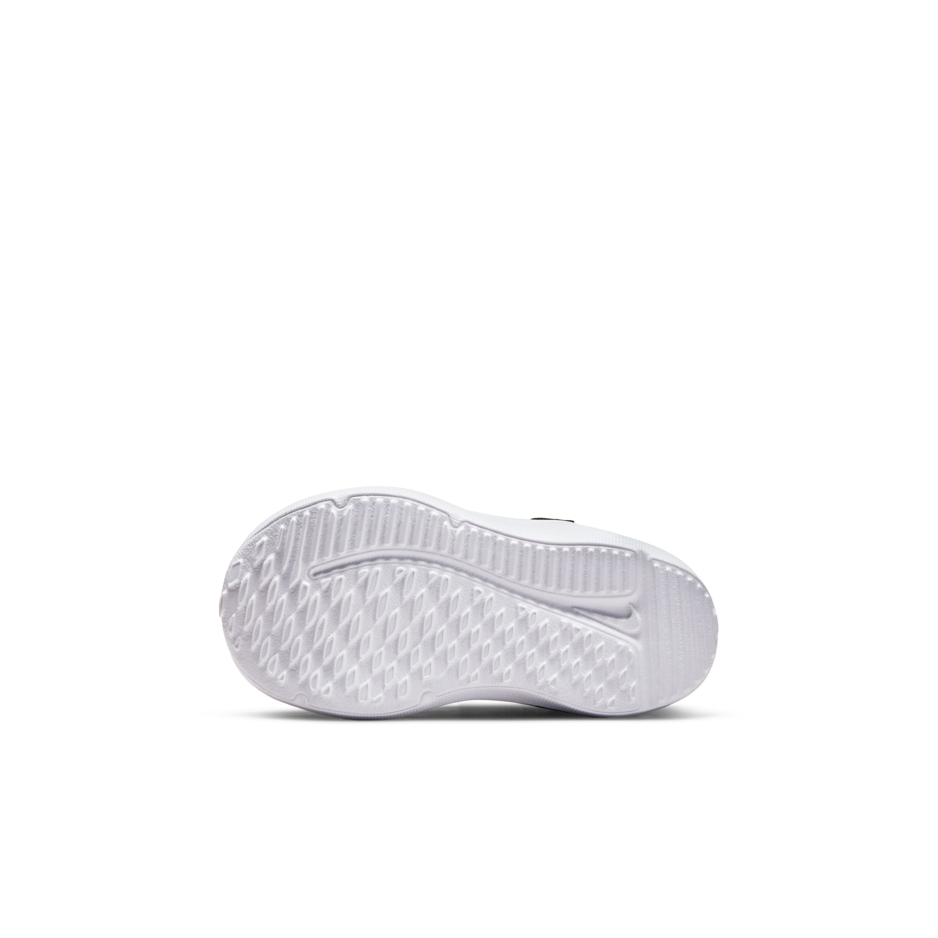 حذاء جري داون شيفتر 12