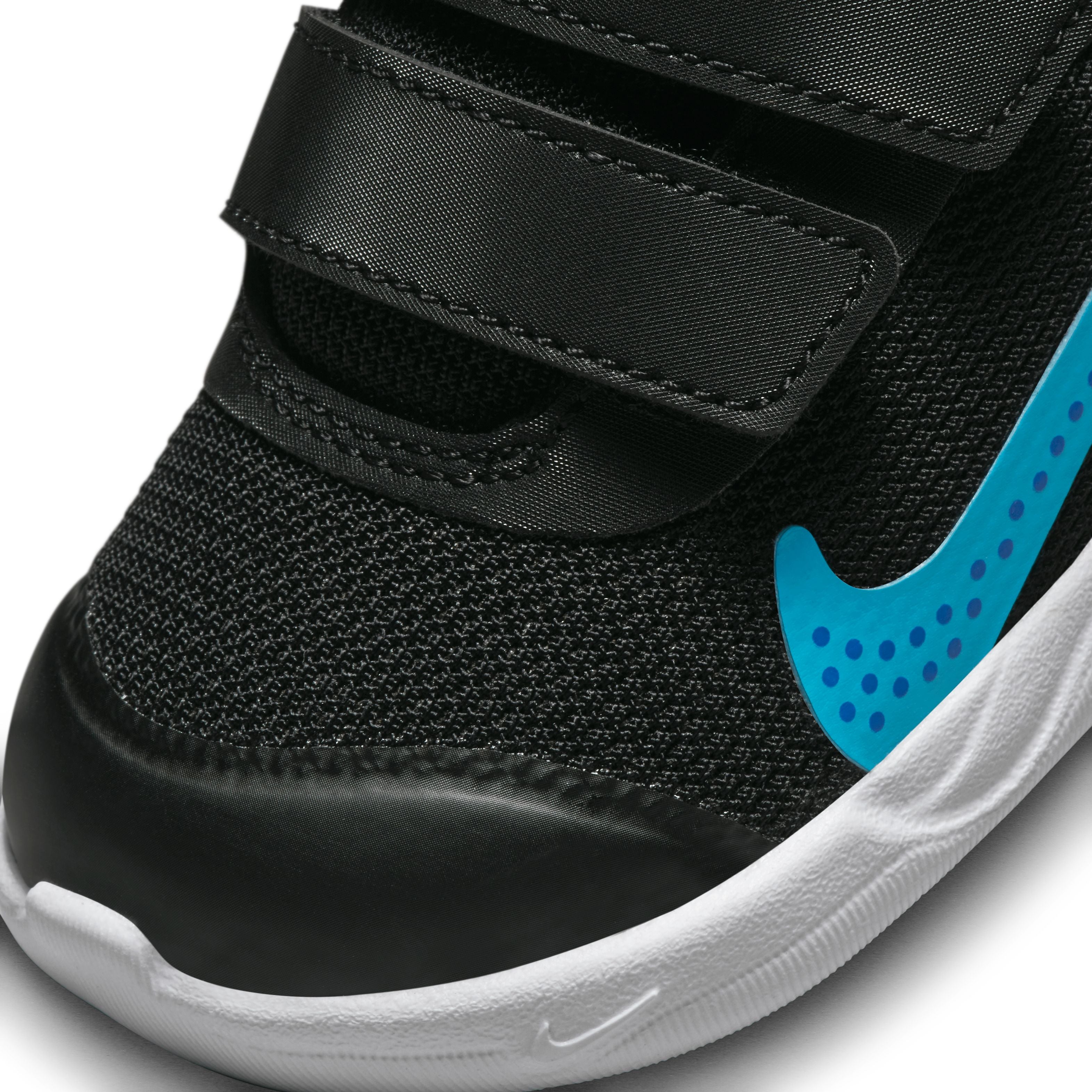 Omni Multi-Court Running Shoes