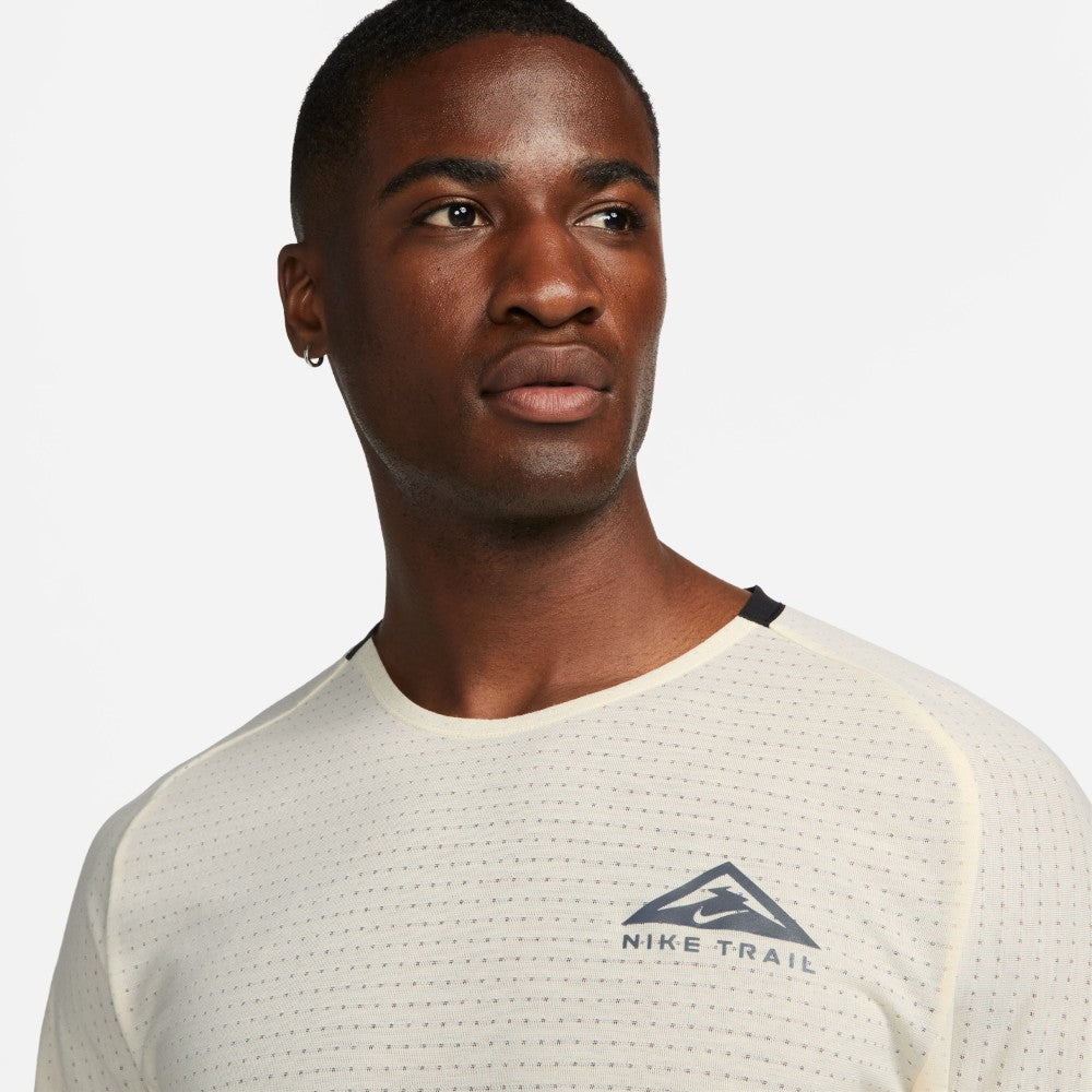 Trail Solar Chase Men's Dri-FIT Running T-shirt