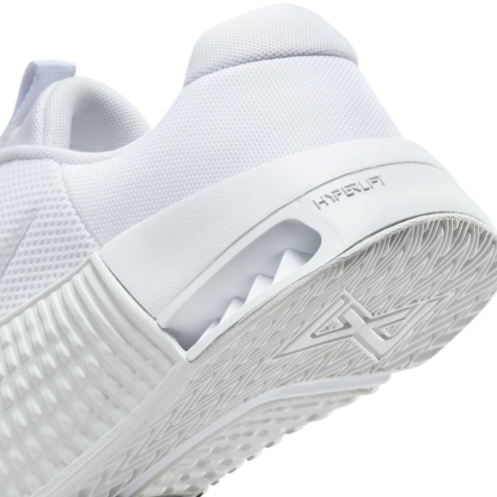 حذاء تدريب ميتكون 9