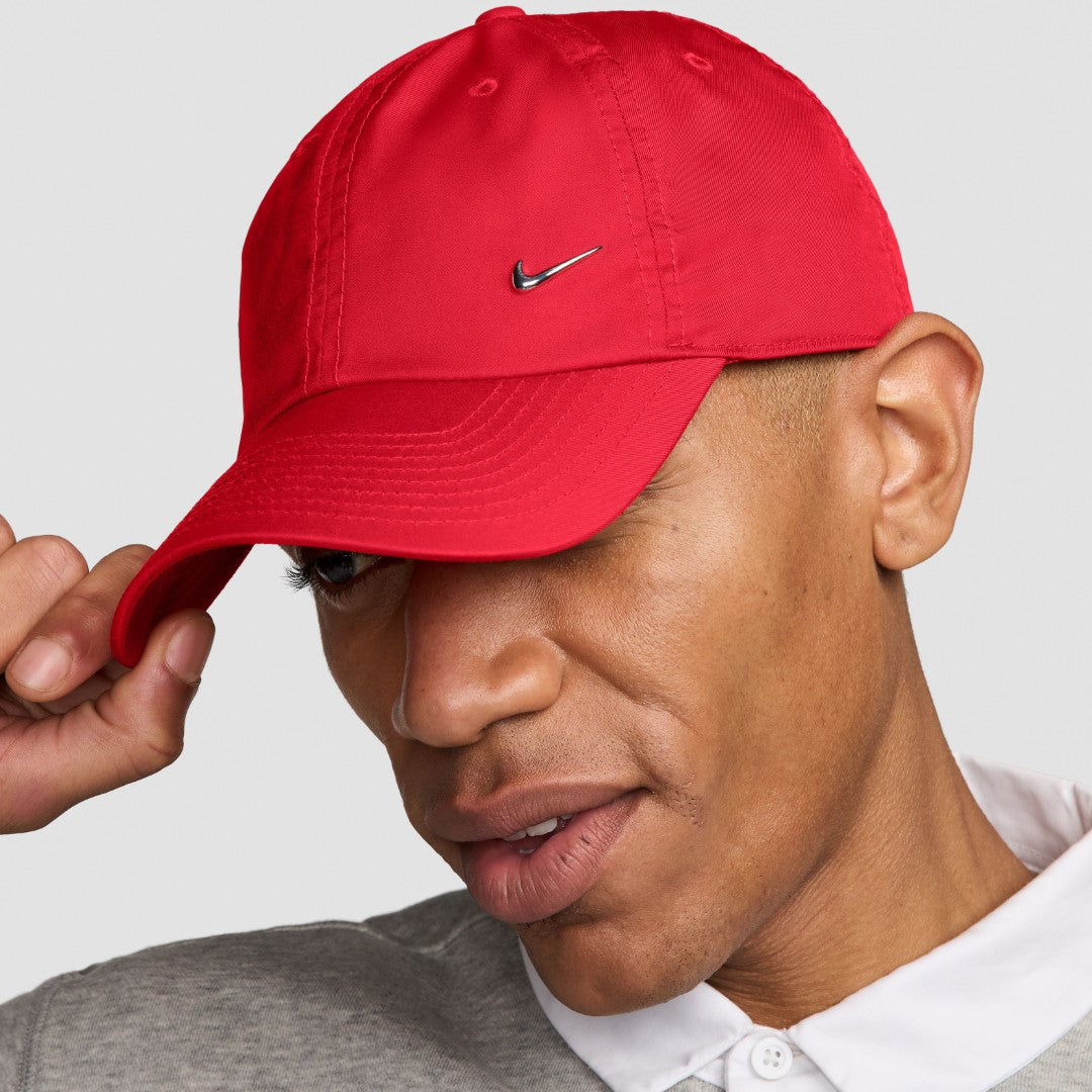 Dri-FIT Club Unstructured Metal Swoosh Cap
