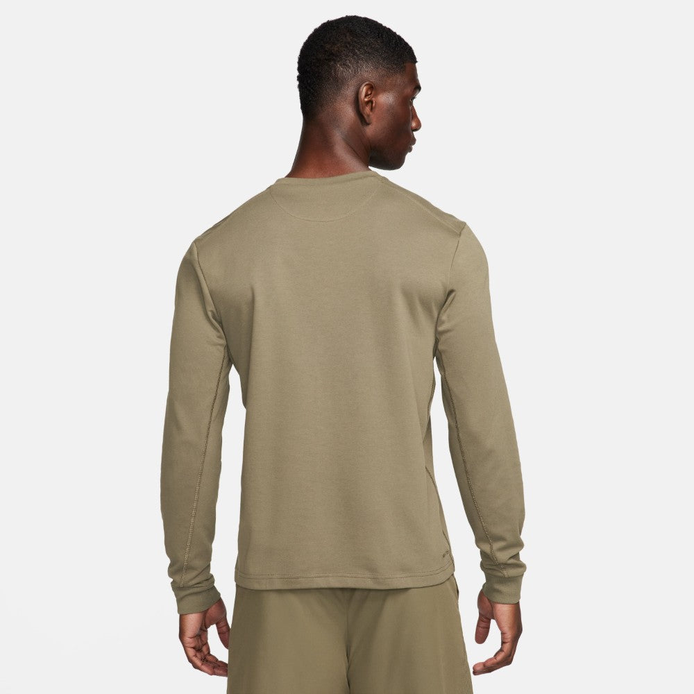 Primary Dri-FIT Long-Sleeve Versatile T-shirt