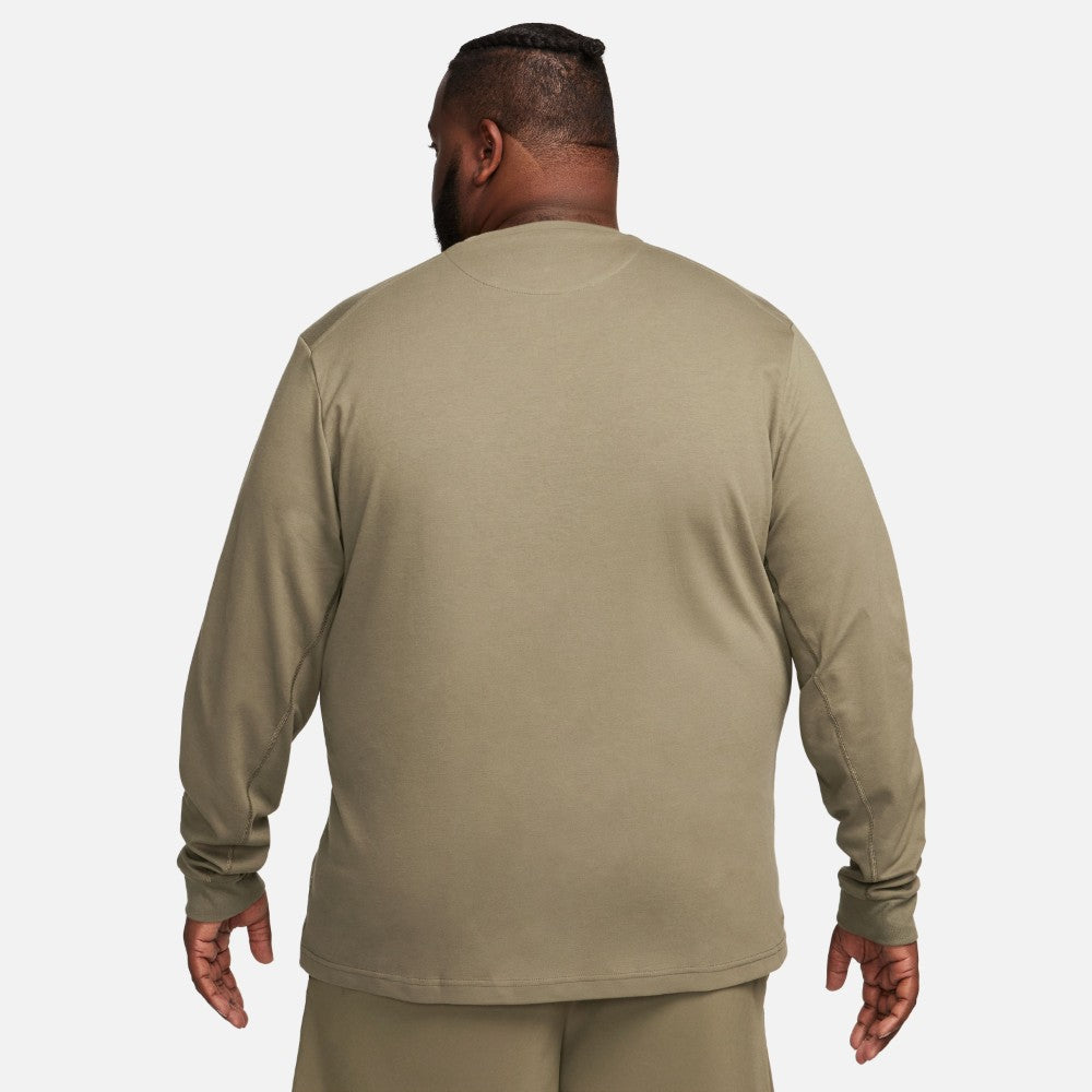 Primary Dri-FIT Long-Sleeve Versatile T-shirt