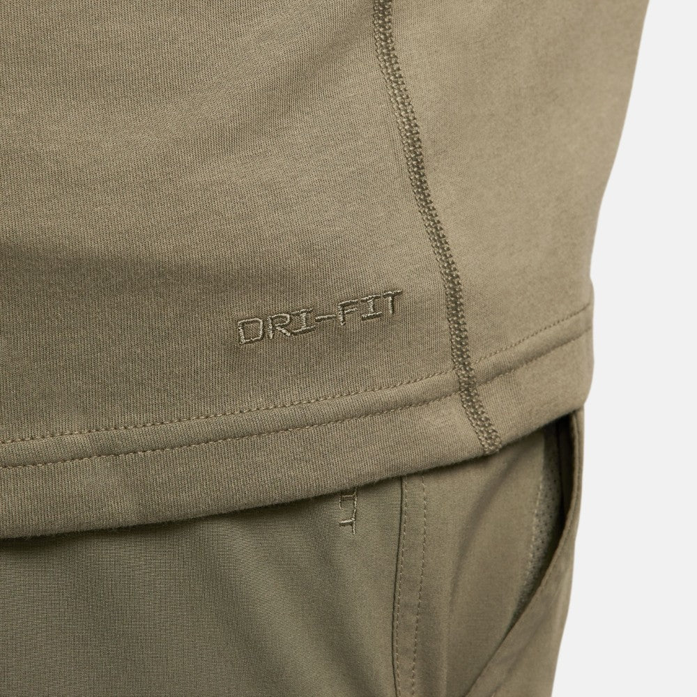 Primary Dri-FIT Long-Sleeve Versatile T-shirt