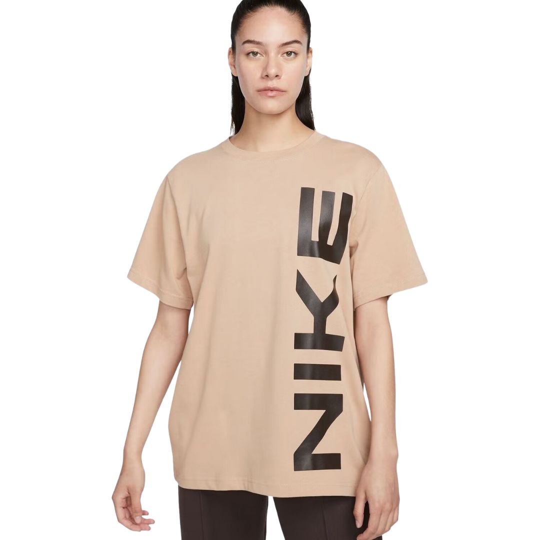 nike air t shirt beige